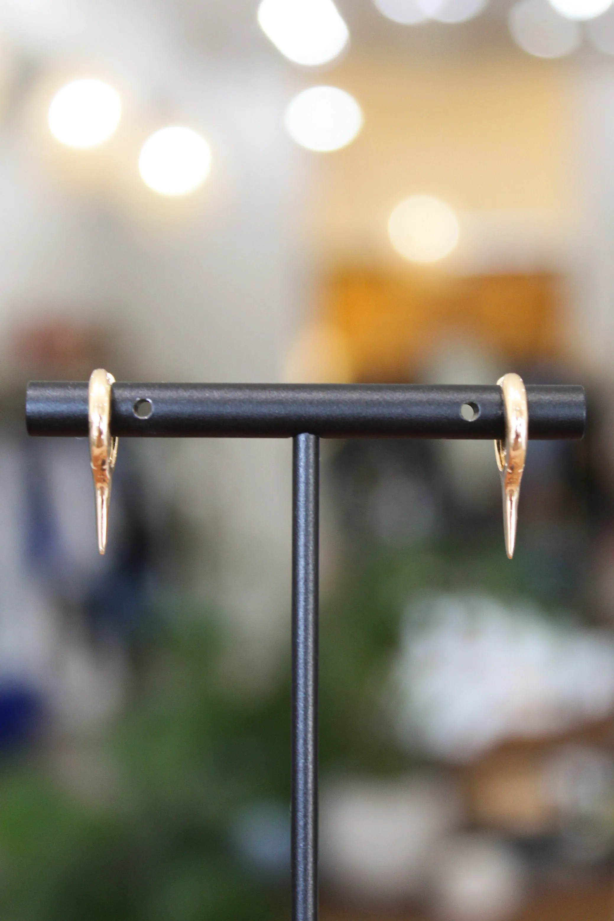 14k Yellow Gold Small Spike Earrings