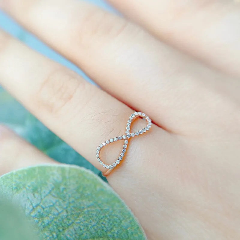 18K Gold Fashion Diamond Ring Exclusively Handcrafted Natural Diamond (H-F Color, VS1-VS2 Clarity)