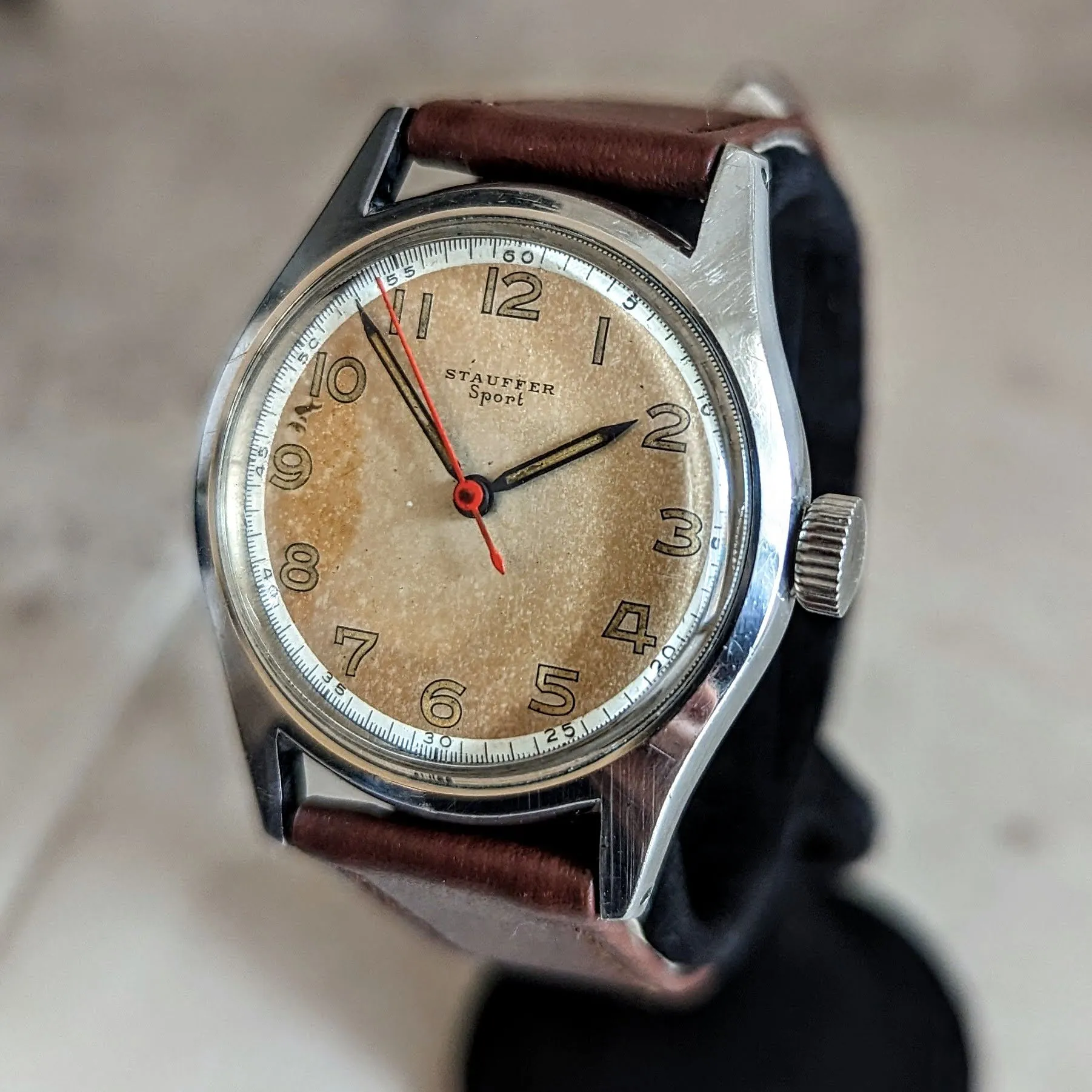 1950s STAUFFER Sport Wristwatch 17 Jewels Swiss Made Military Style Watch