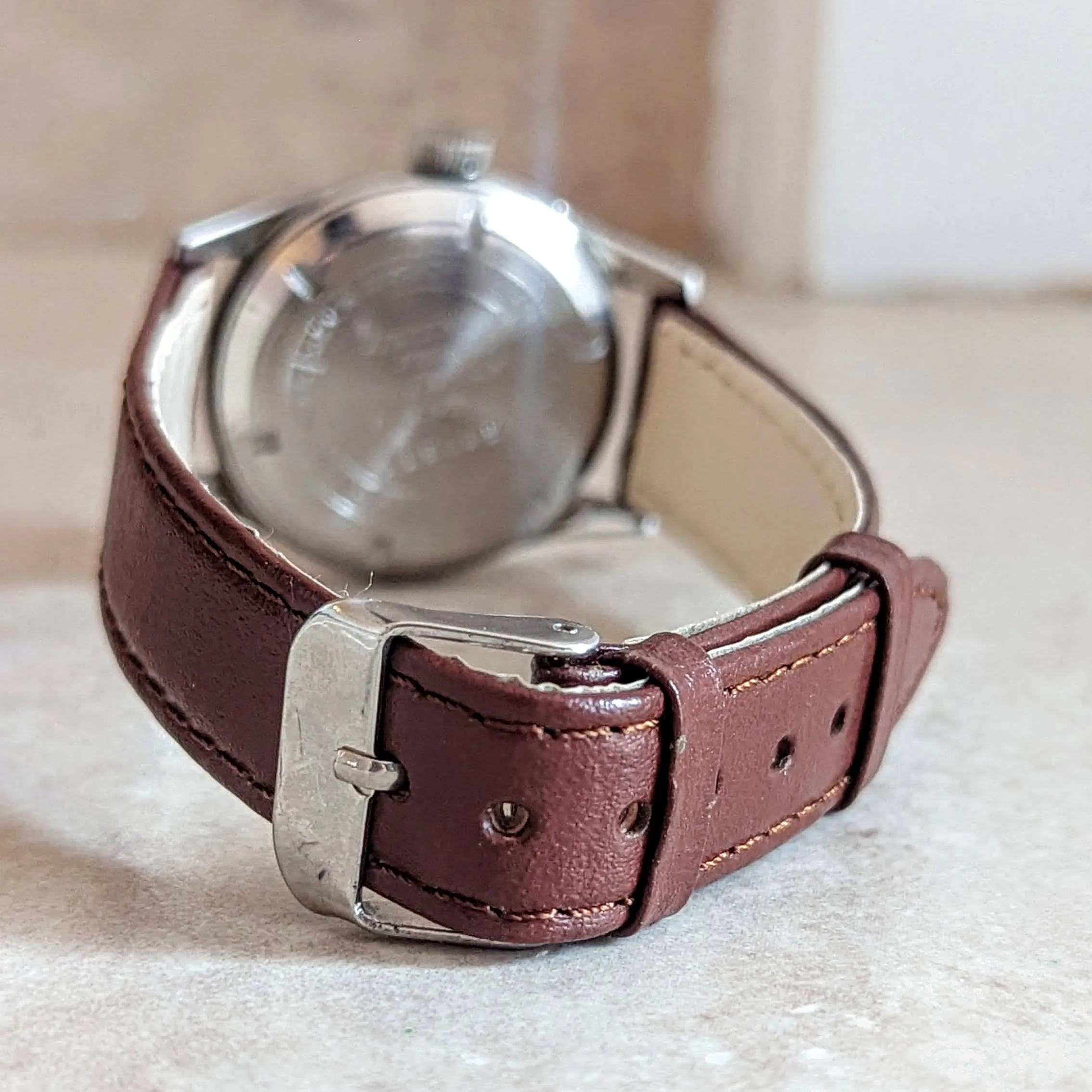 1950s STAUFFER Sport Wristwatch 17 Jewels Swiss Made Military Style Watch