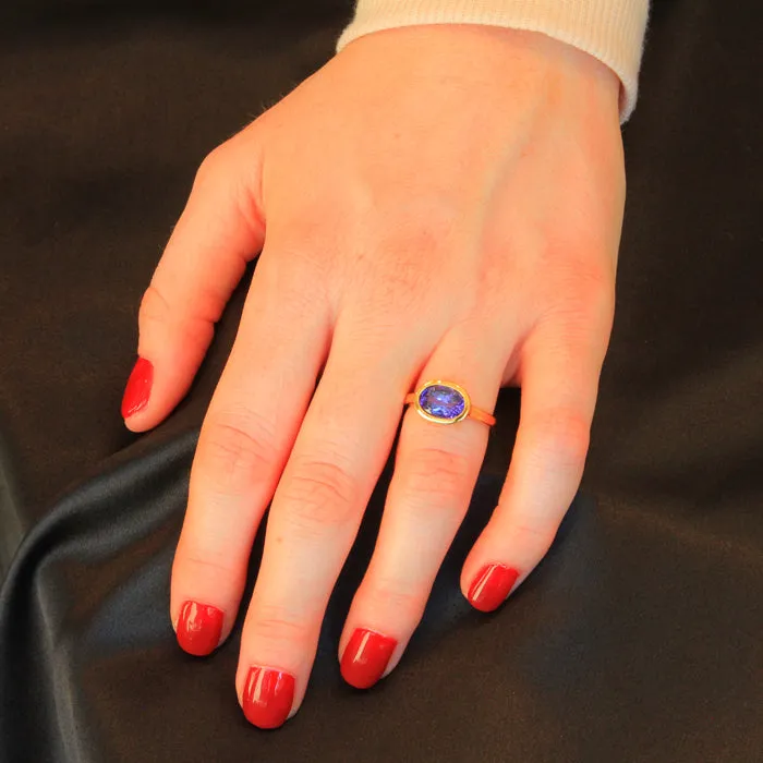 22K Yellow Gold Oval Tanzanite Ring  2.74 Carats