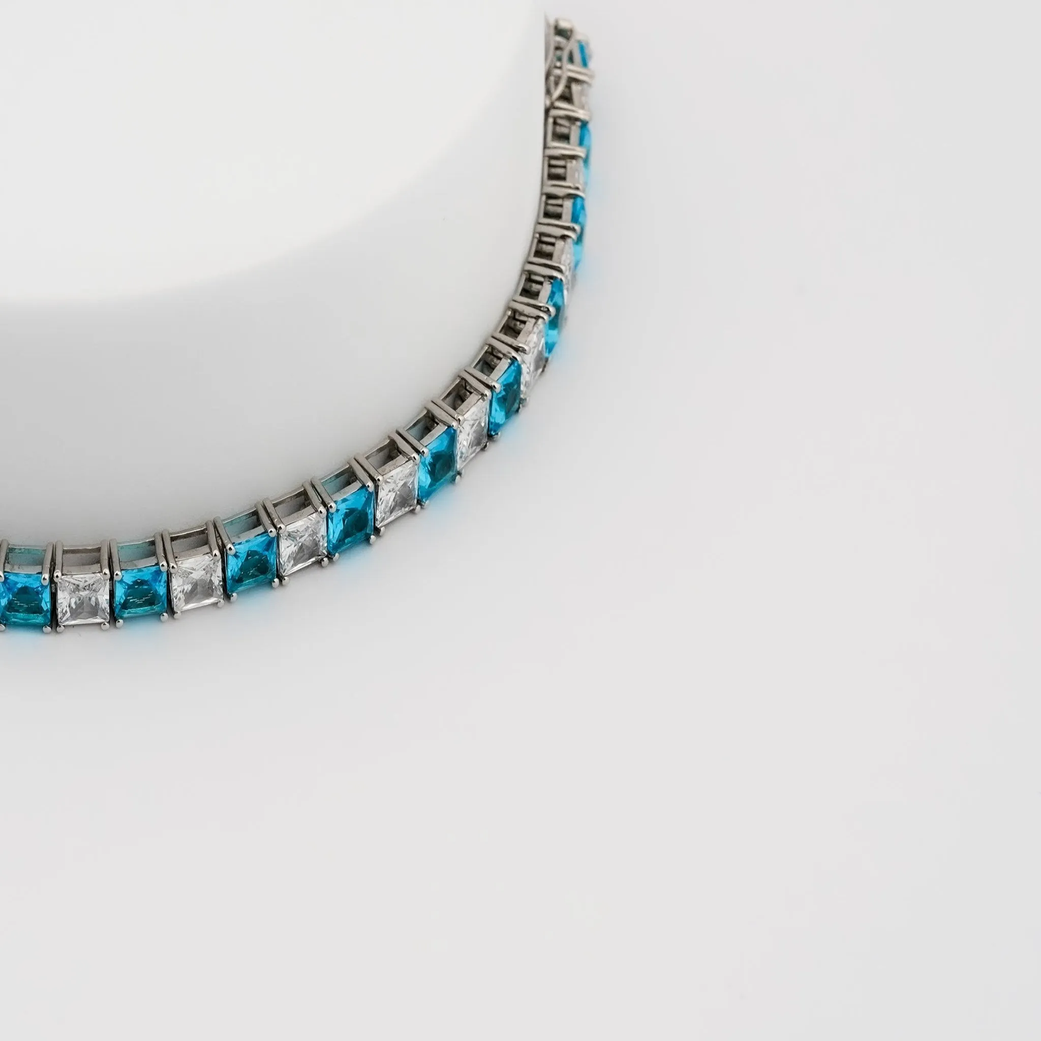 925 Sterling Silver Crystal Blue Women Bracelet AUS-1076