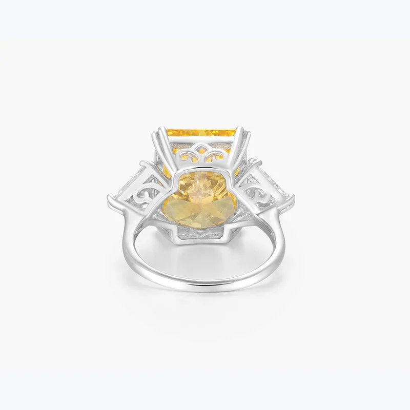 Brilliant yellow ring set with high carbon diamonds ring
