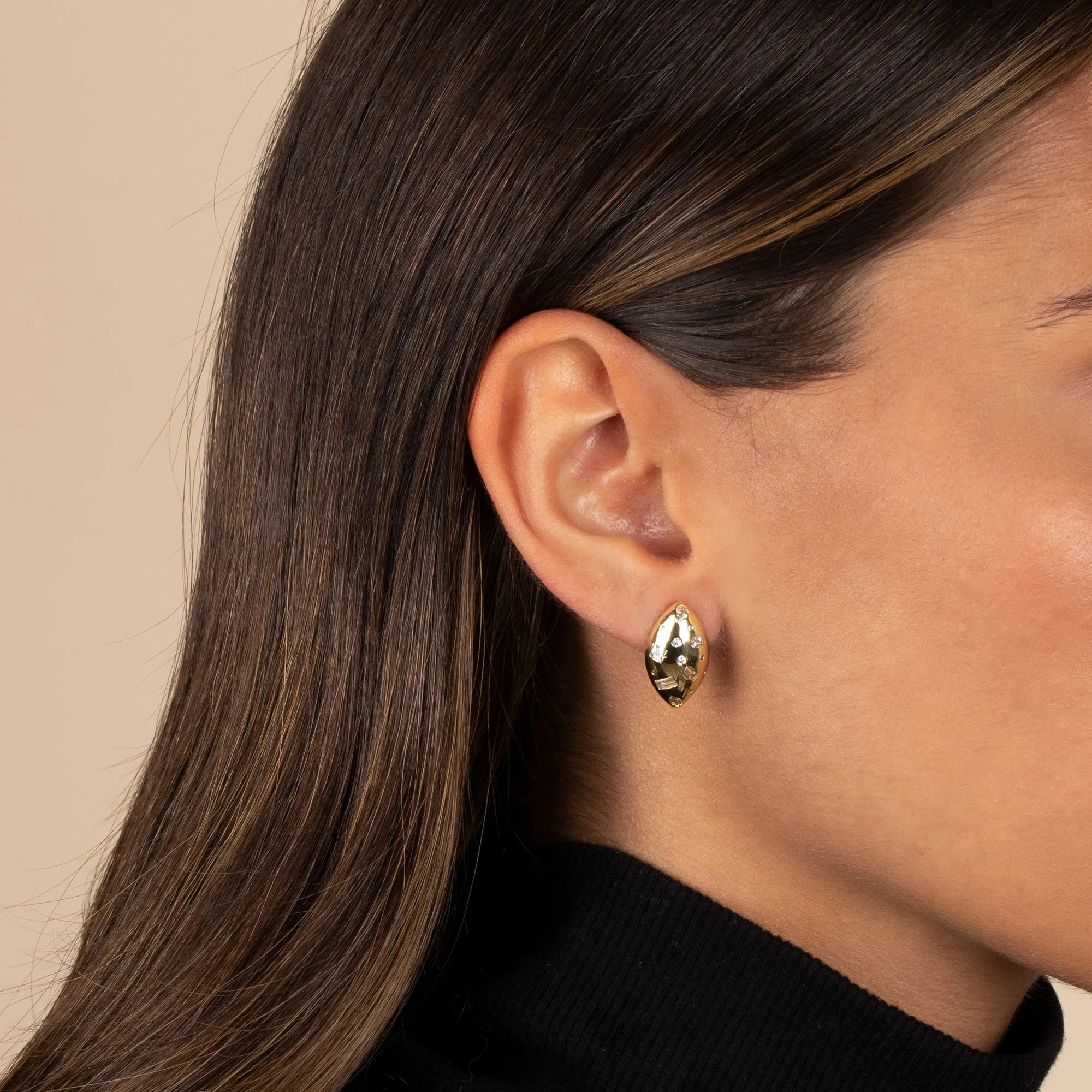 Colored Scattered Multi Shape Oval Stud Earring