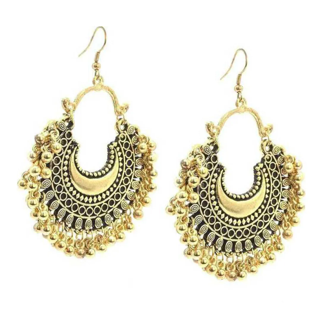 Combo of 2 Pearl stud and Chandbali Earrings