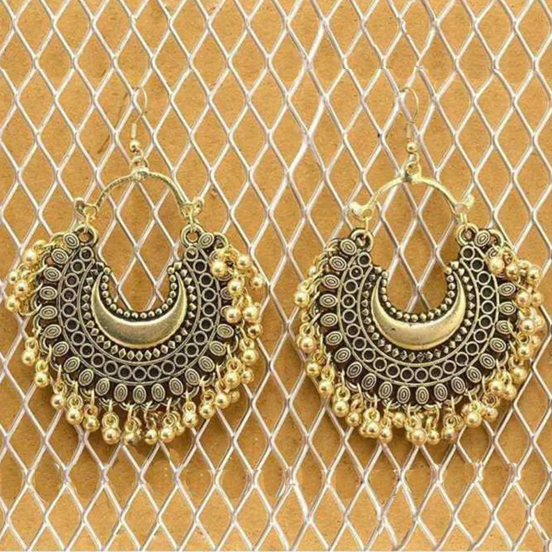 Combo of 2 Pearl stud and Chandbali Earrings