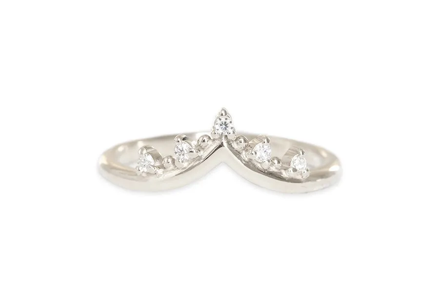Crown Creste Moissanite Ring