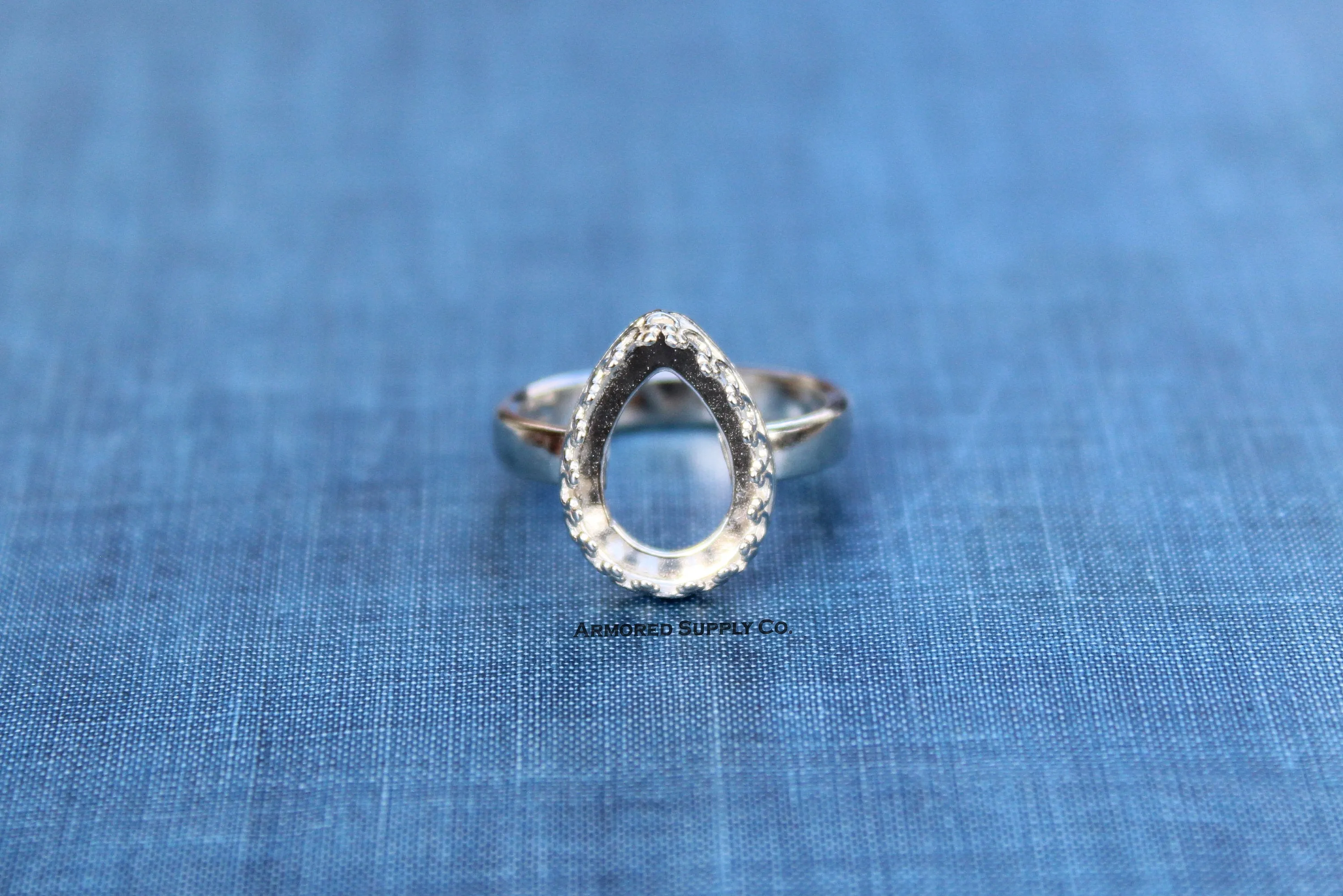 Crown Pear Tear Drop Bezel Comfort Ring Band Silver