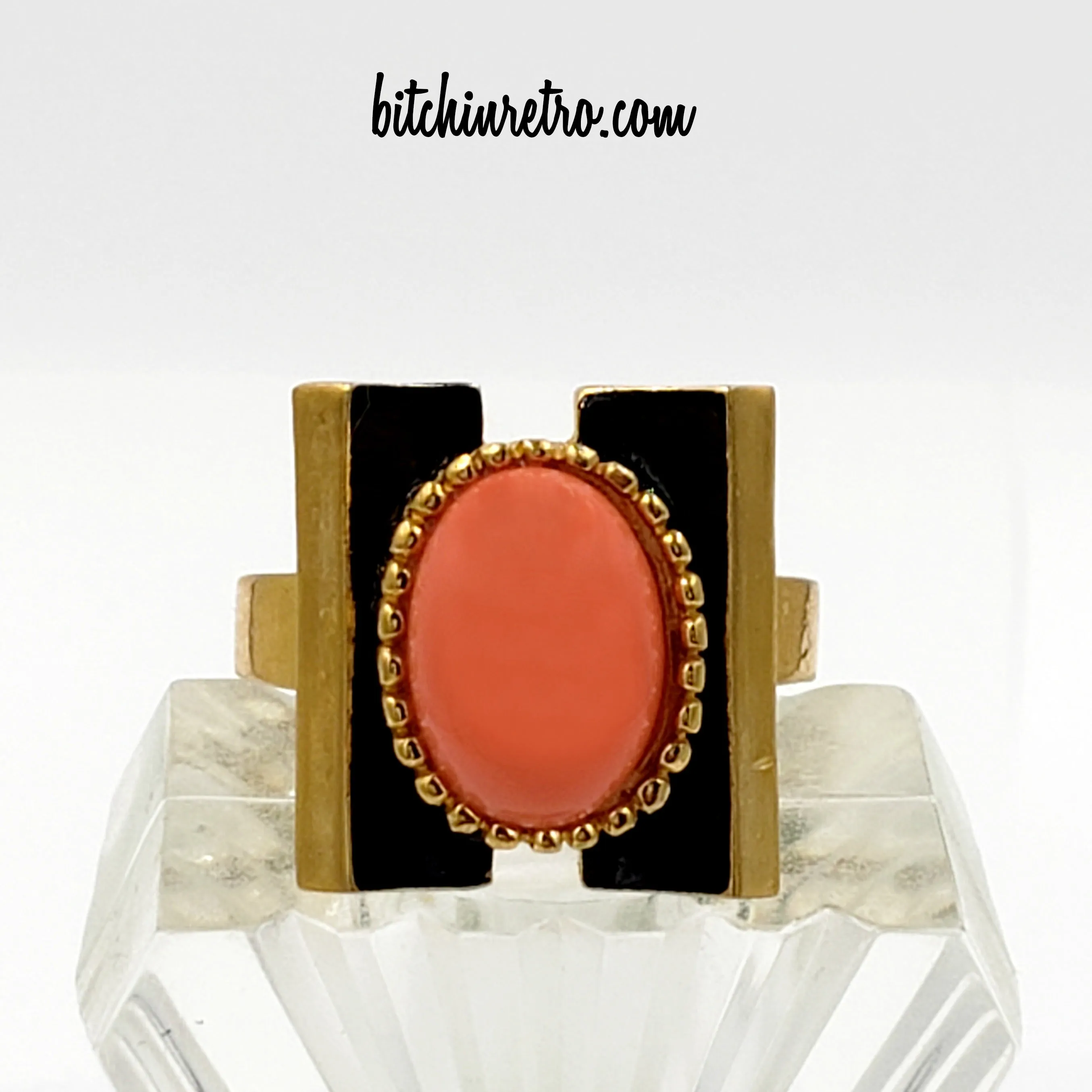 Crown Trifari Vintage Cocktail Ring With Art Deco Style