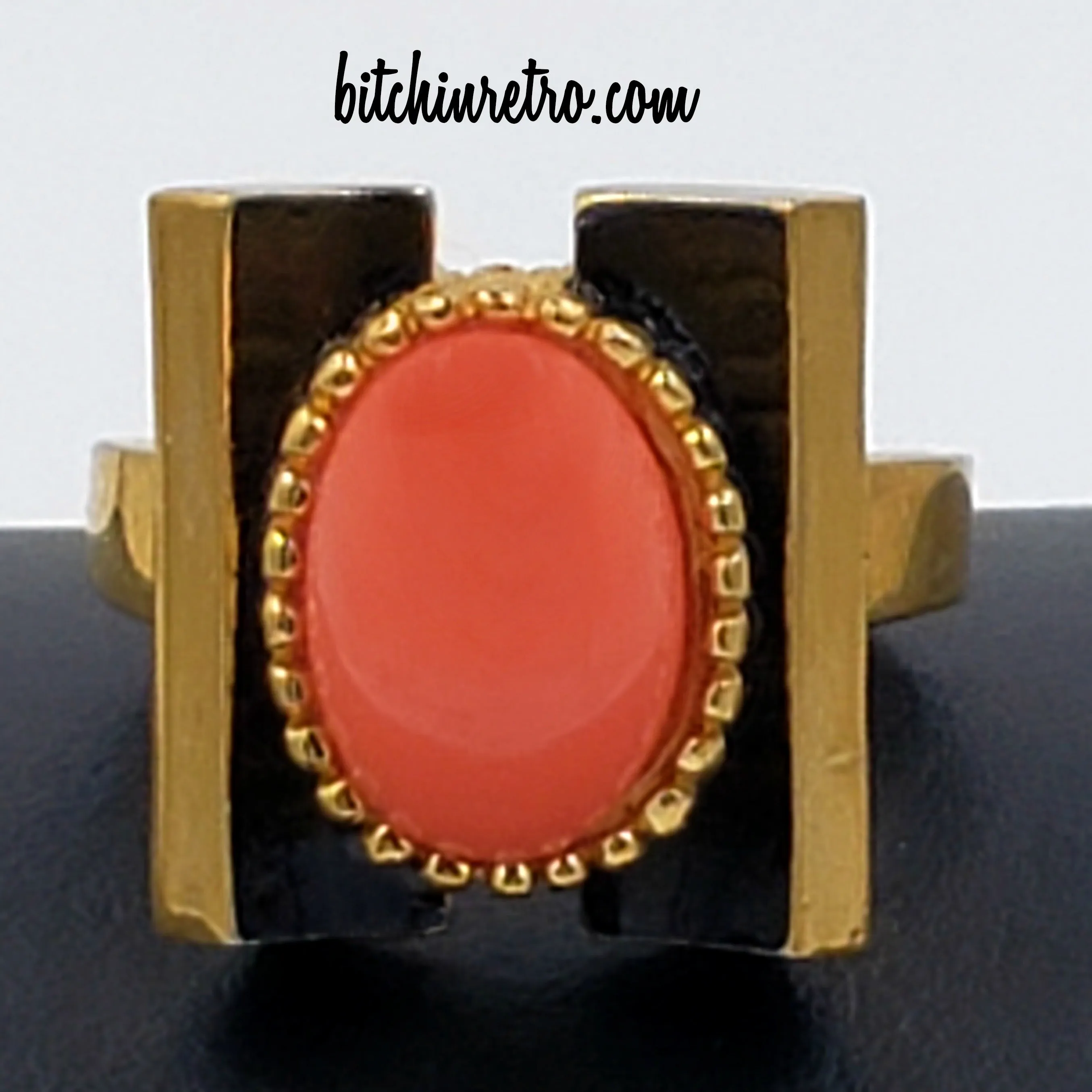 Crown Trifari Vintage Cocktail Ring With Art Deco Style