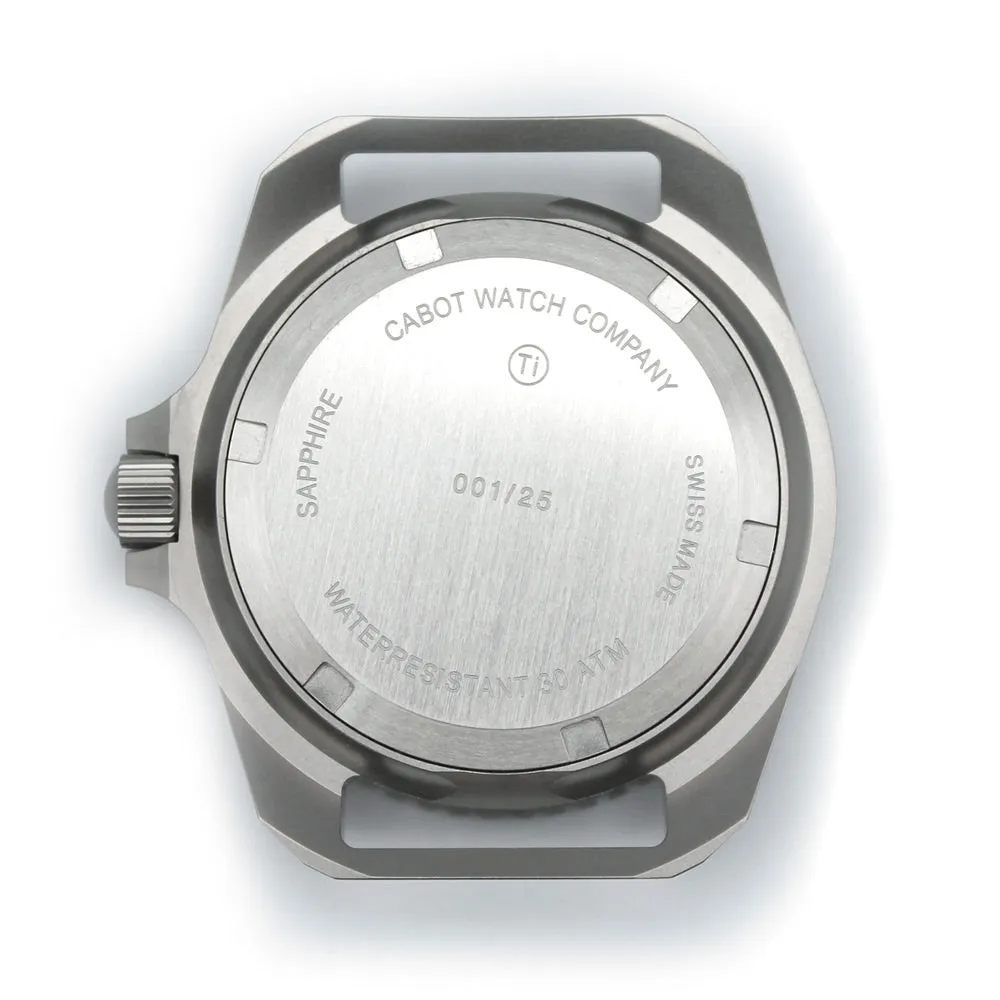 CWC TI300 TITANIUM 5 QUARTZ DIVERS WATCH