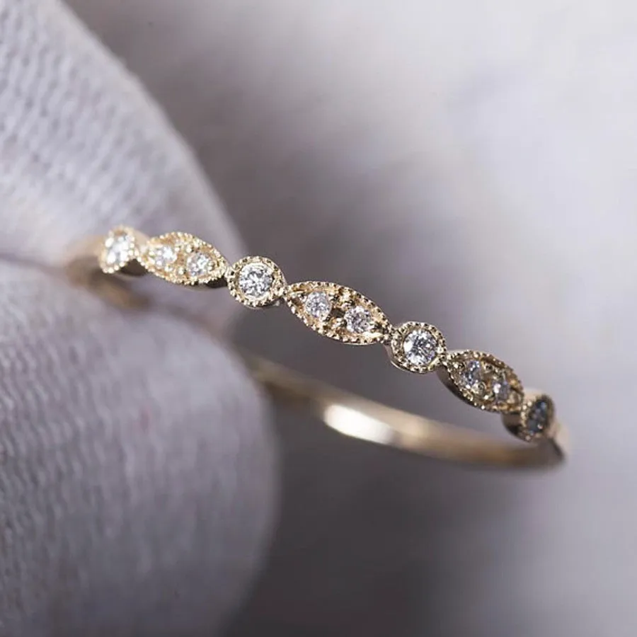 Dainty Crown Ring