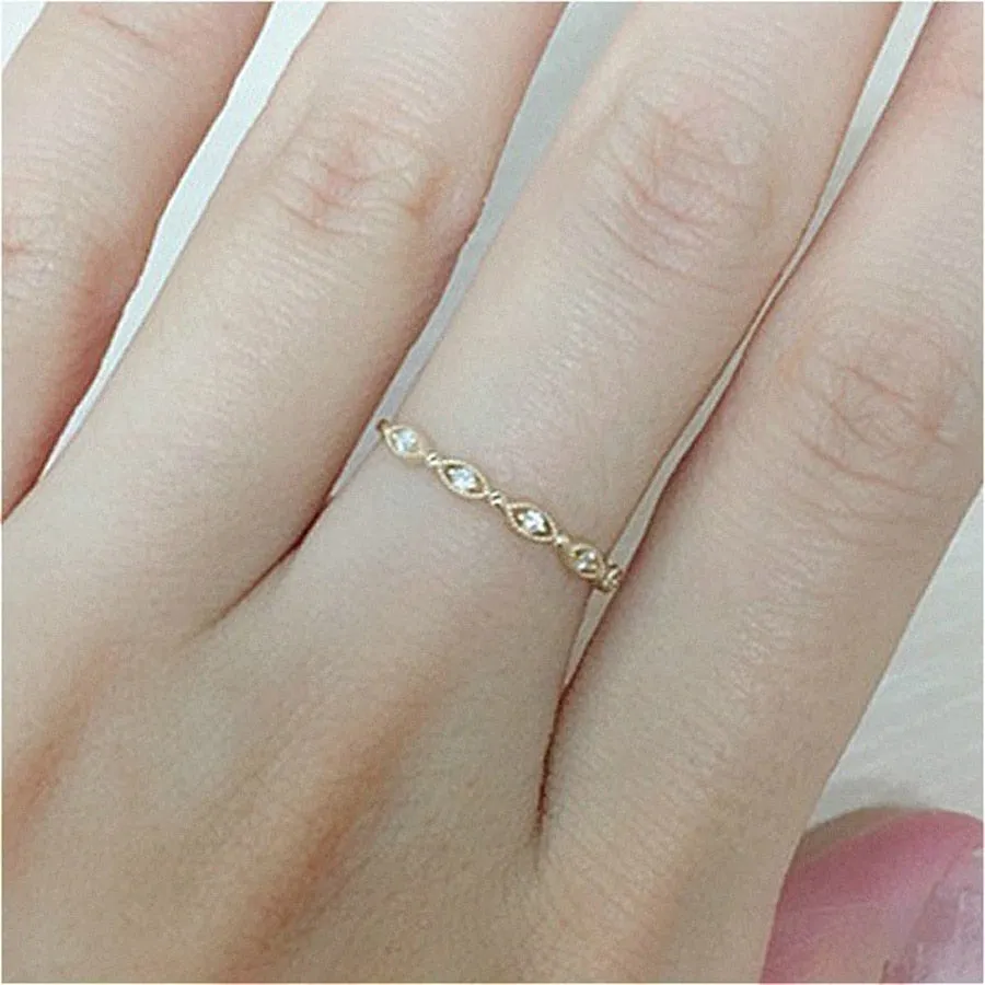 Dainty Crown Ring