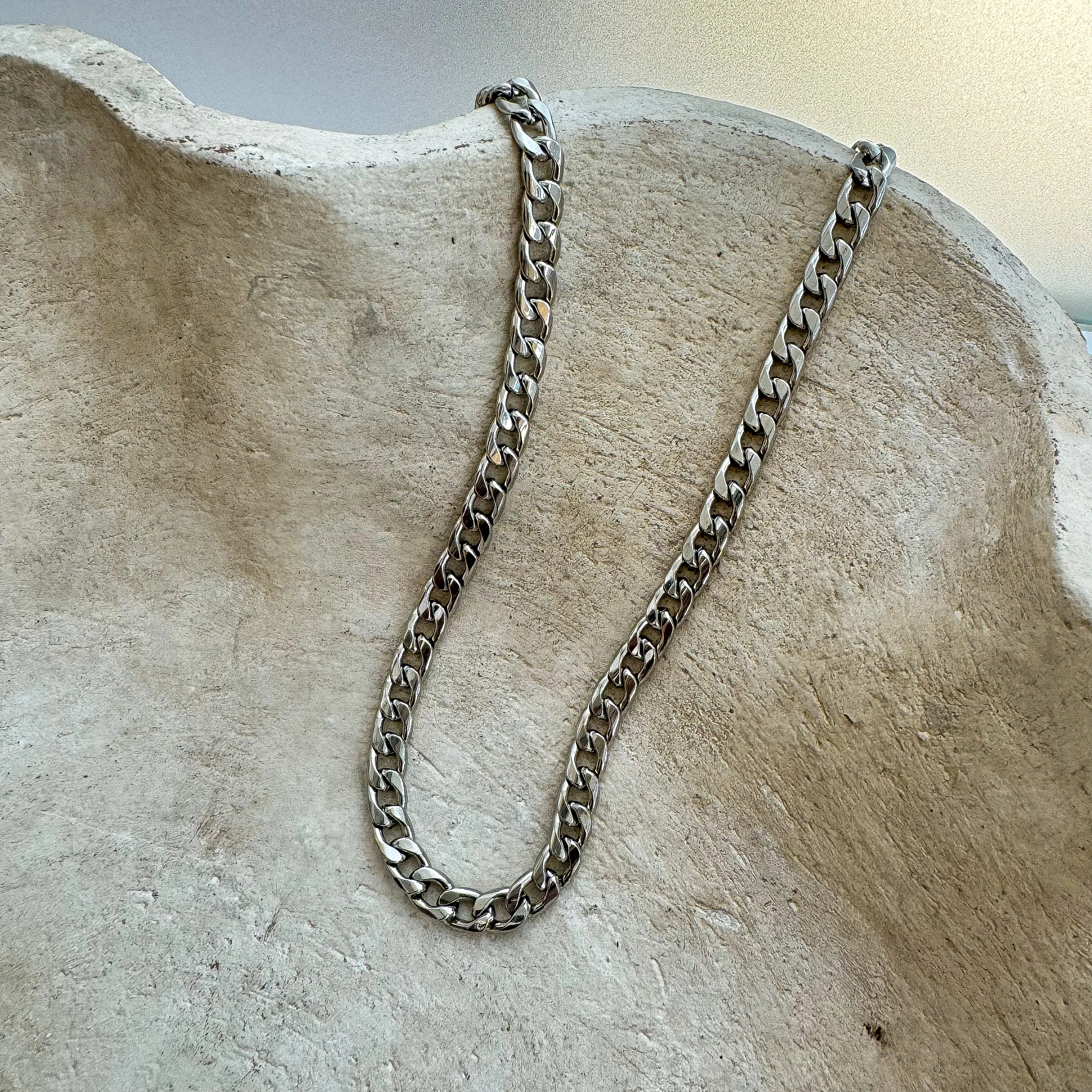 Dellm Necklace