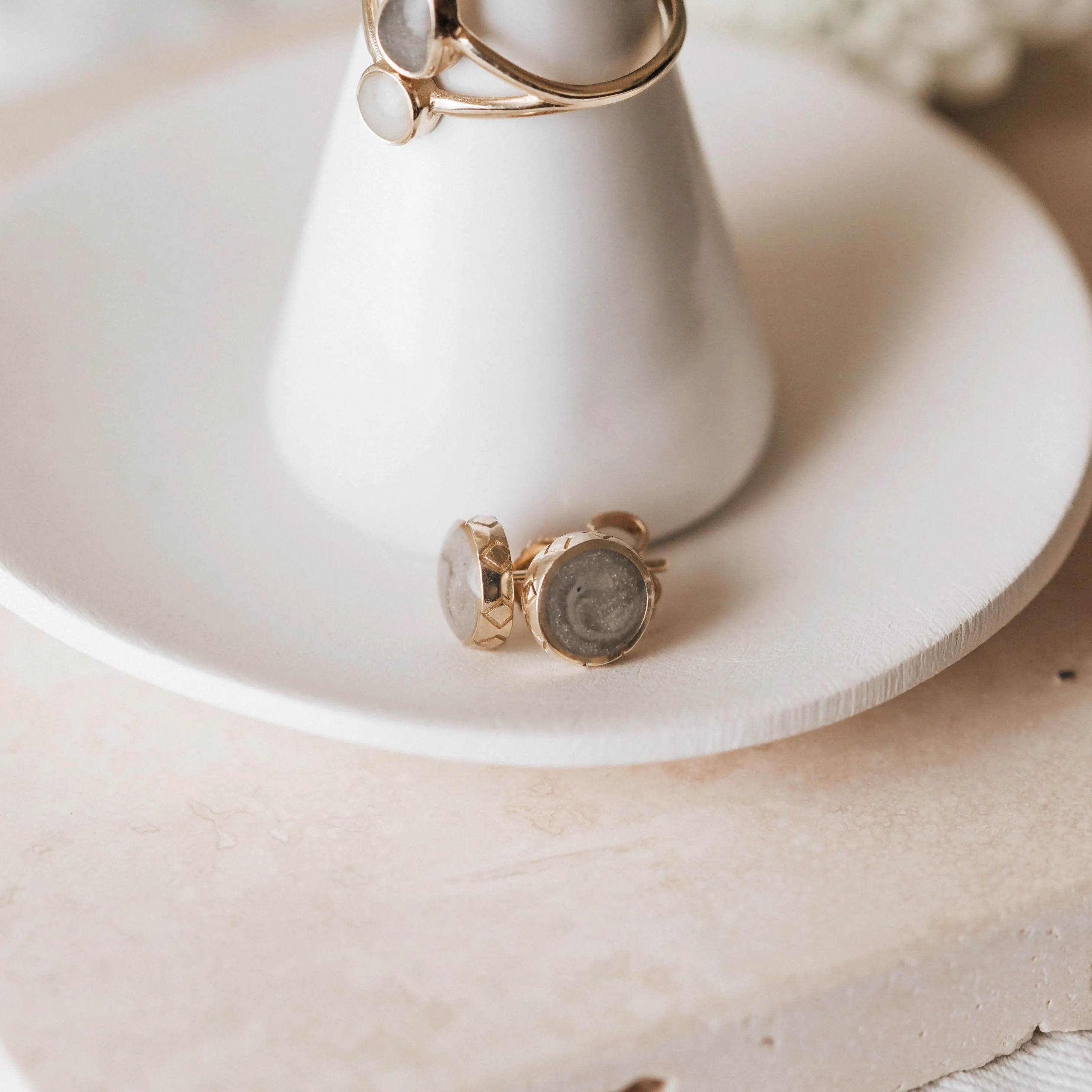 Detailed Circle Stud Cremation Earrings in 14K White Gold