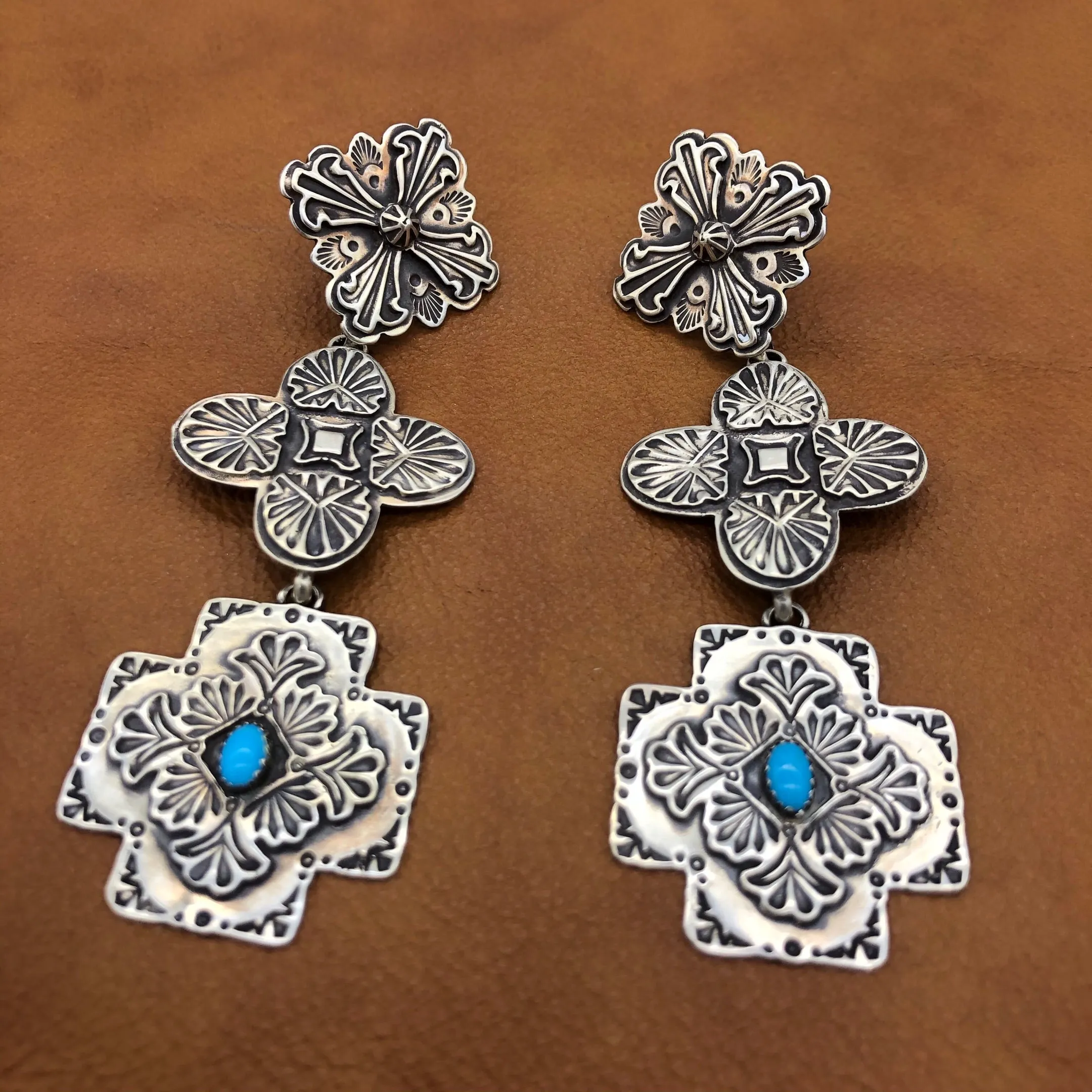 E155 Tres Cruces Earrings