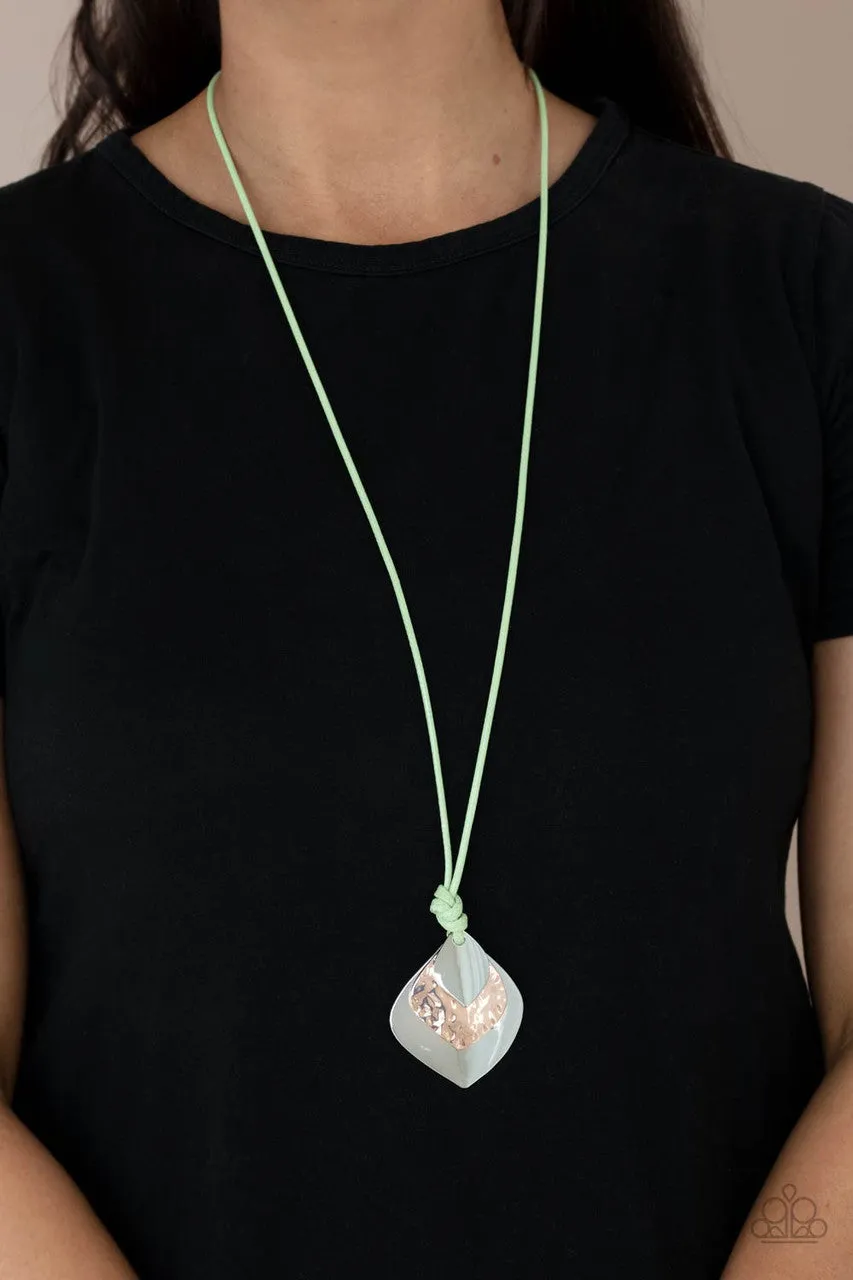 Face the ARTIFACTS Green Paparazzi Necklace
