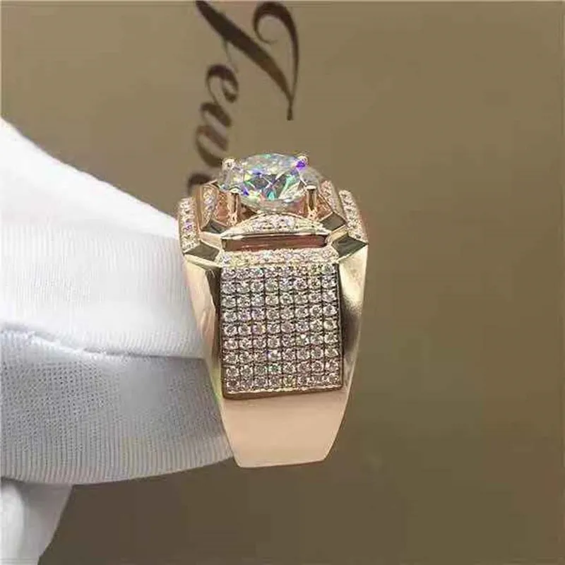 Fashion Gold Color Big White Crystal CZ Ring For Women Men Hip Hop Full Crystal Engagement Ring Men Wedding Band Party Jewelry