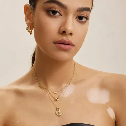 Gold Twisted Wave Drop Pendant Necklace 45 5cm
