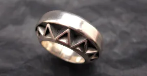 Hip hop jewelry- custom be still ring, silver