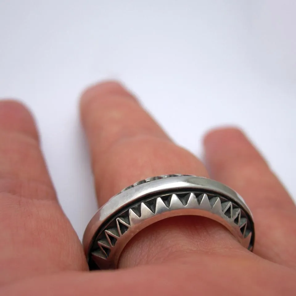 Hip hop jewelry- custom be still ring, silver