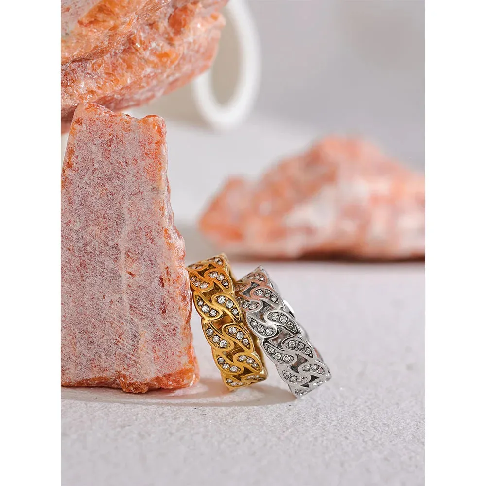 Hollow Ring