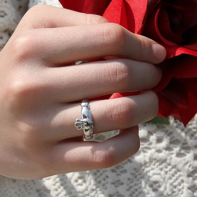 Ladies Sterling Silver ULS-6334 Claddagh Ring