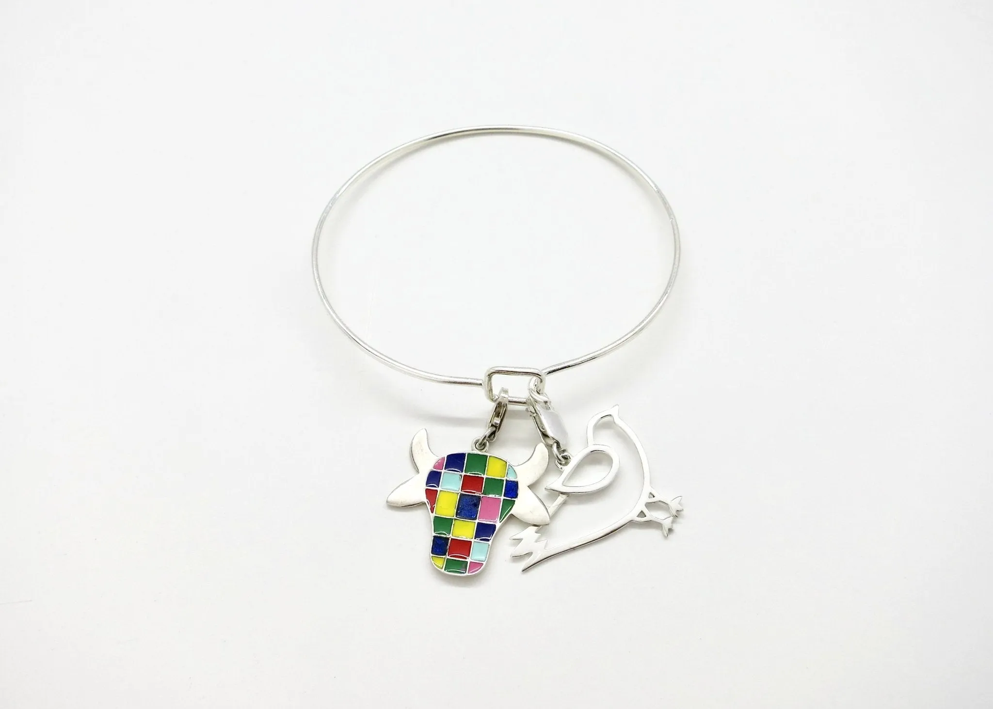 Minimalist chic bangles- wear with or without charms- solo or stacked