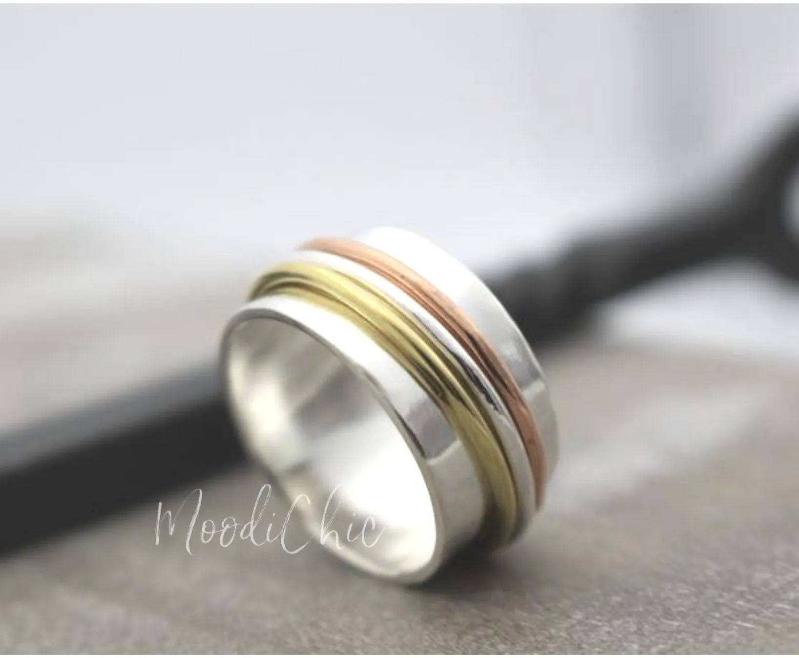 Mixed metal Spinner Ring