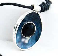 OCEAN'S EYE Necklace