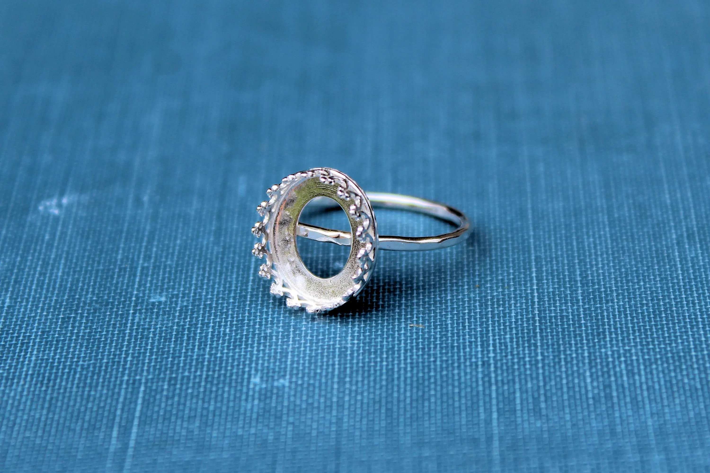 Oval 10x8mm Crown Bezel Cup Ring blank Silver