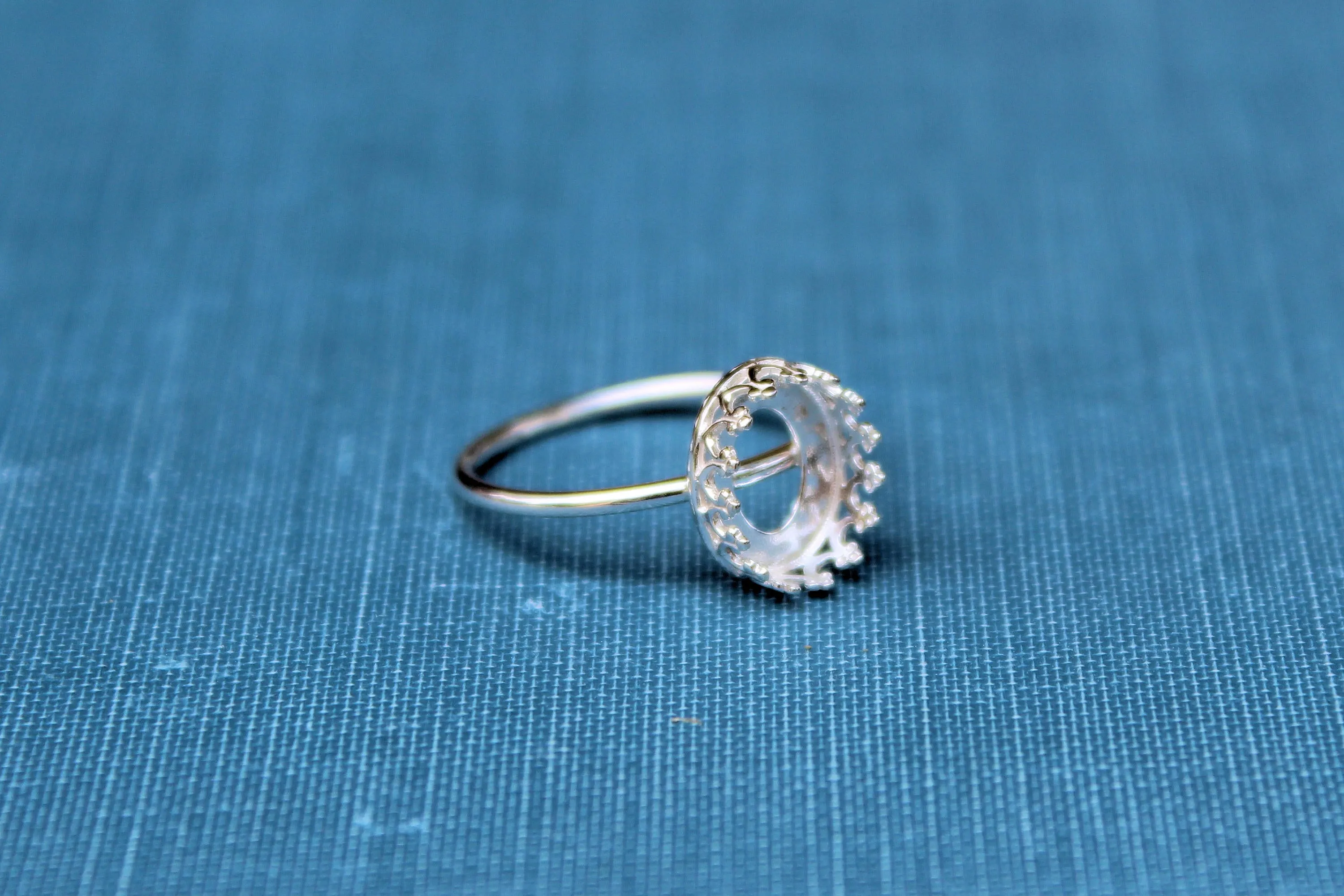 Oval 12x10mm Crown Bezel Cup Ring blank Silver
