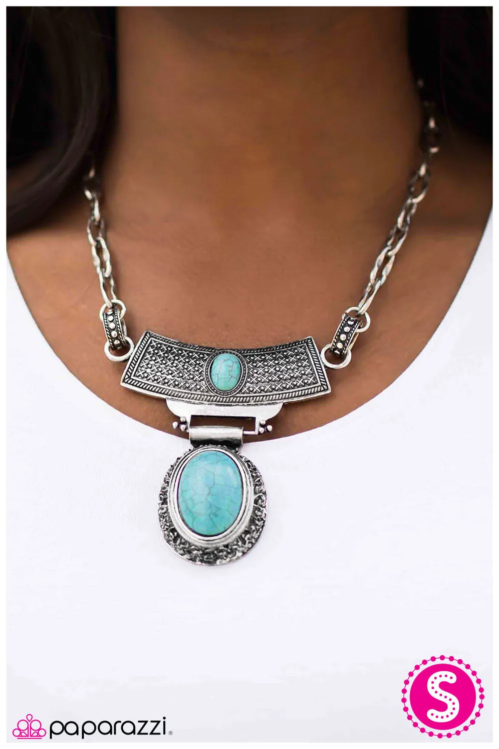Paparazzi - Dressed To EMPRESS -  Blue Necklace