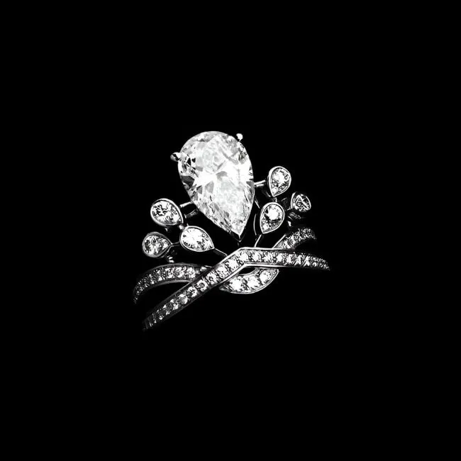 Pear-cut Diamond Crown Ring
