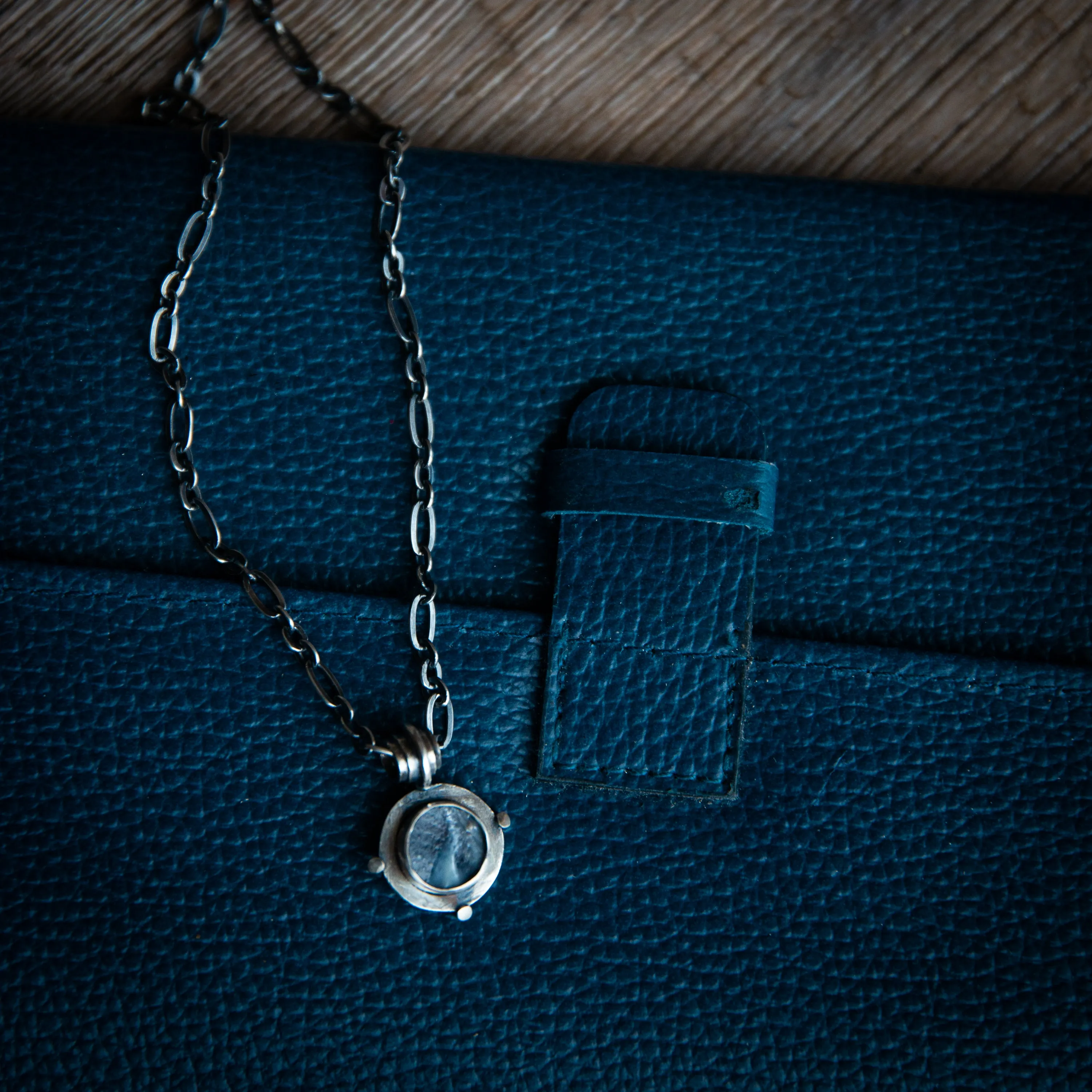 PORTHOLE Necklace