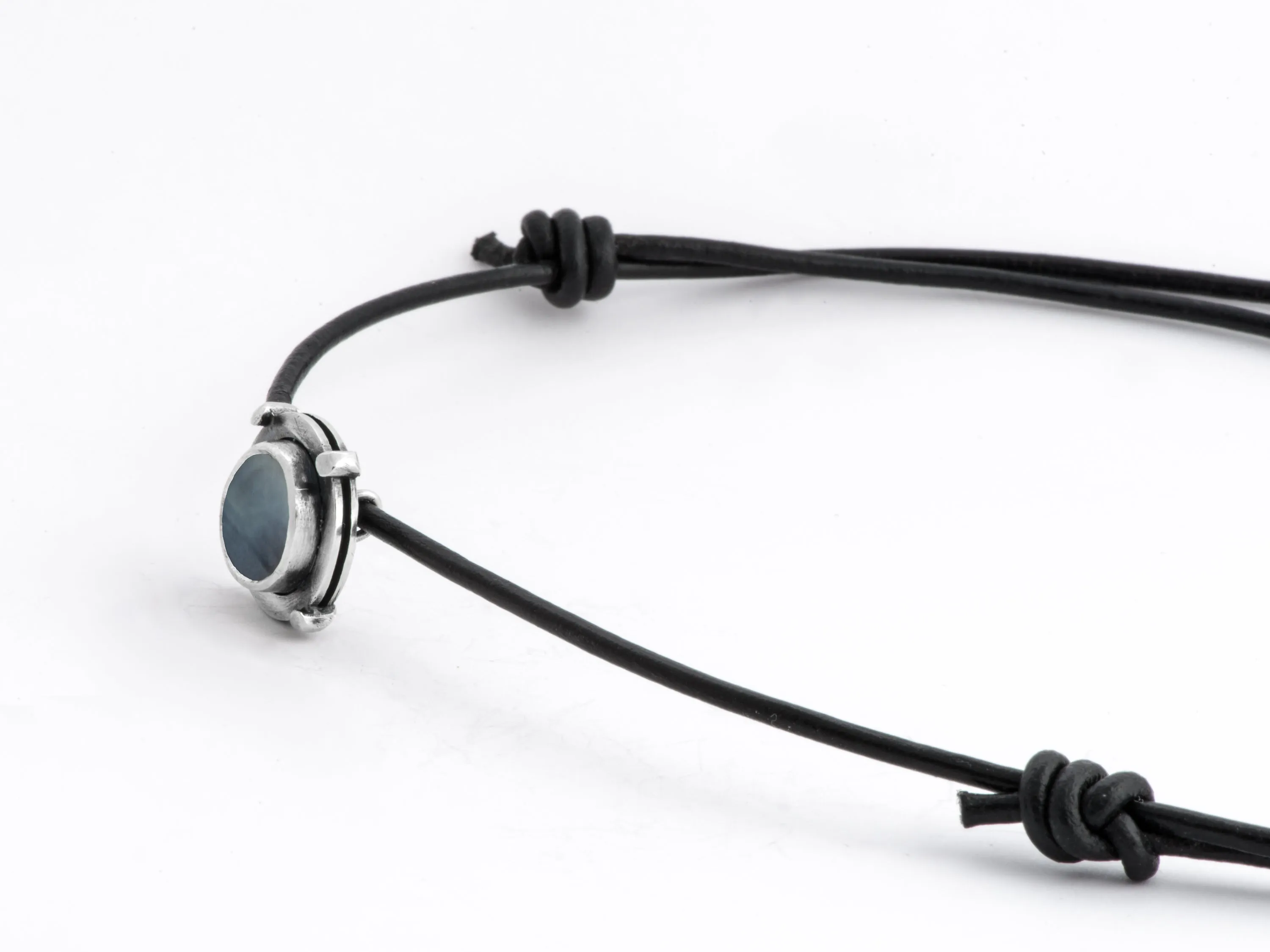PORTHOLE Necklace