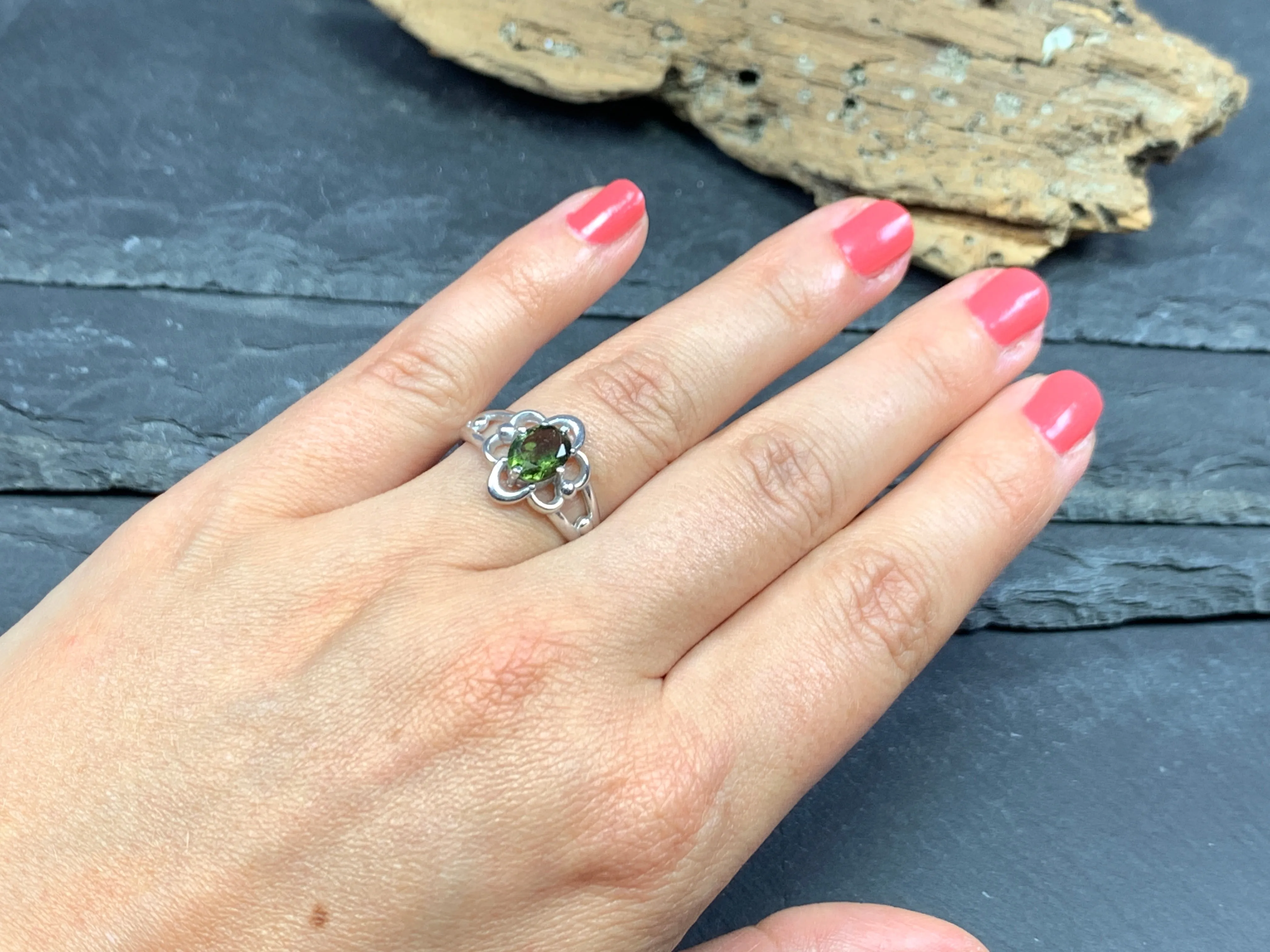 "Ginza" Ring with Oval Moldavite