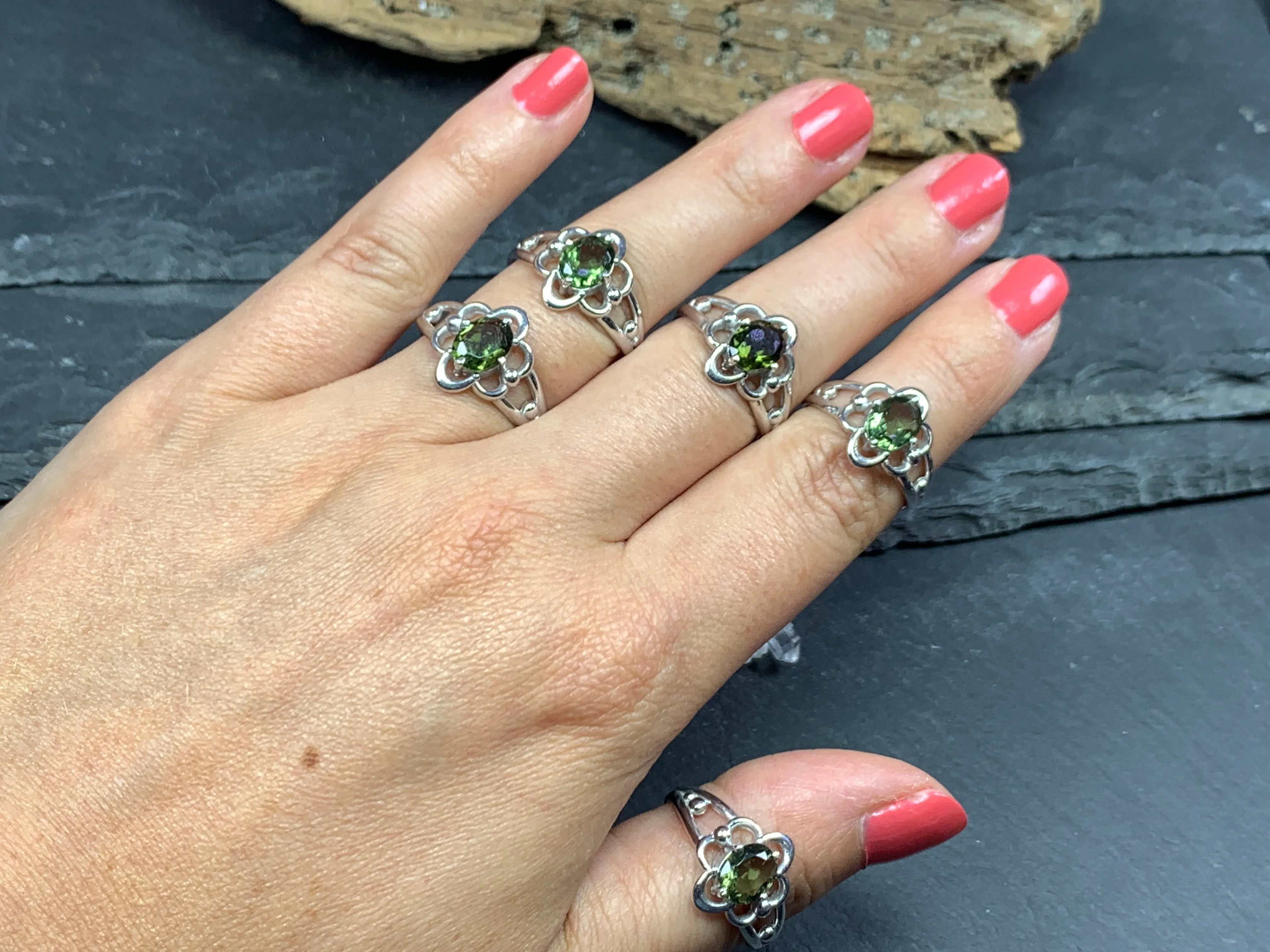 "Ginza" Ring with Oval Moldavite