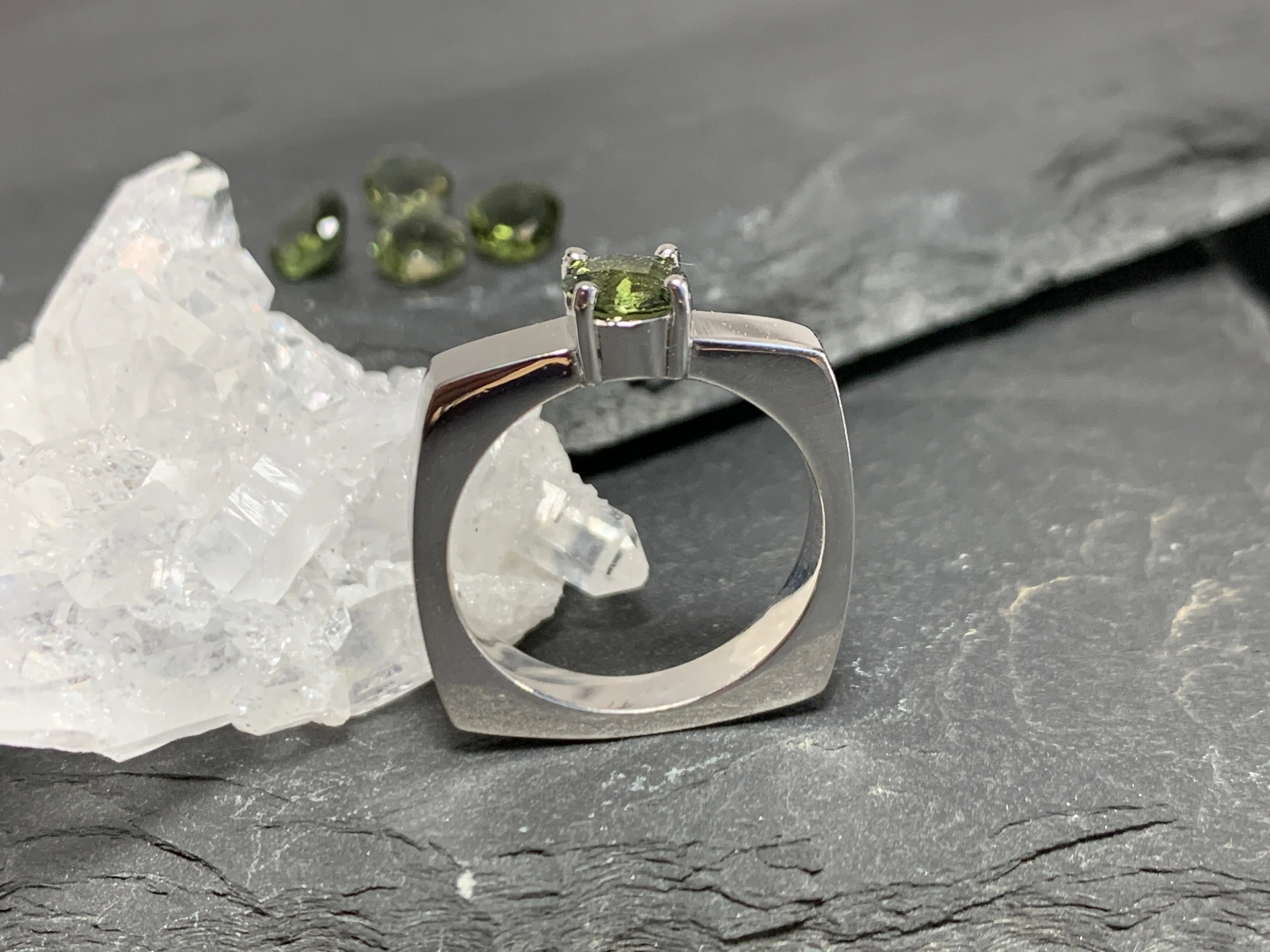 "Spica" ring