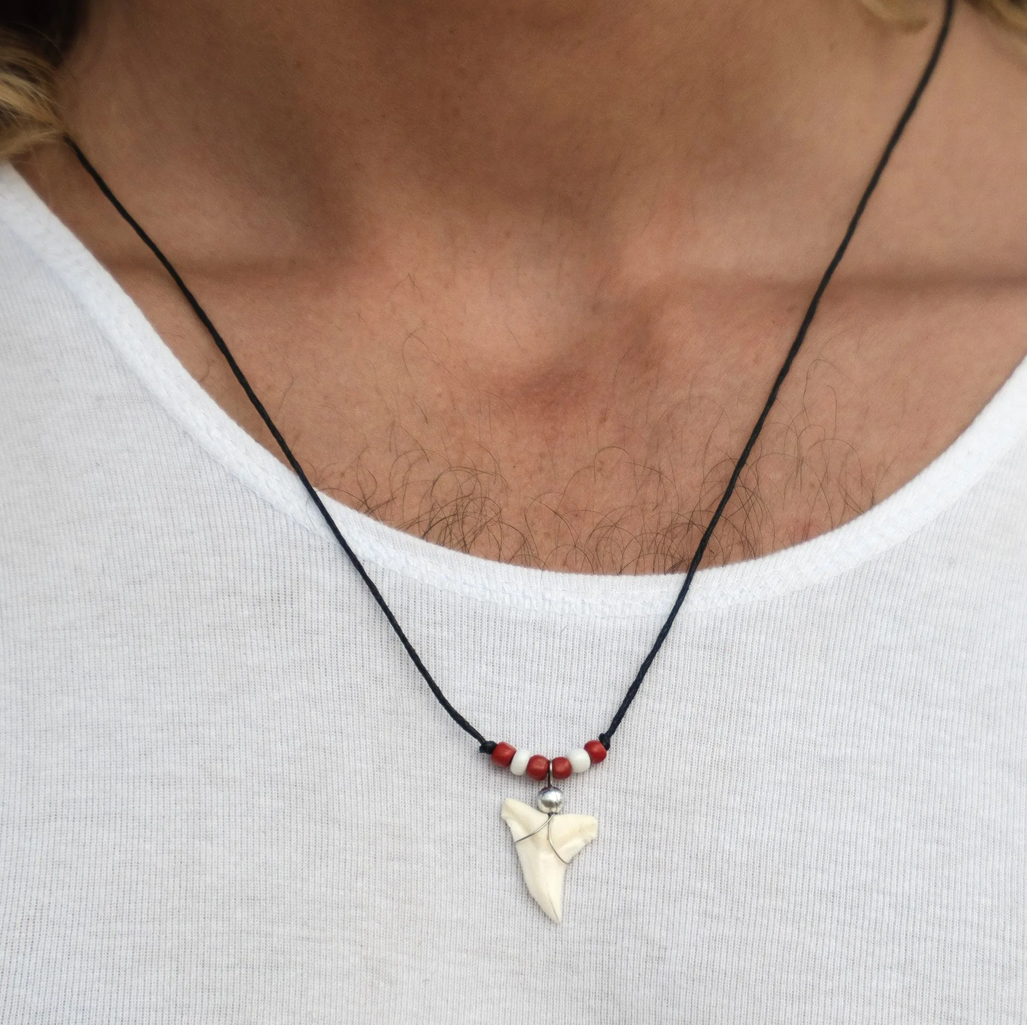 Real Shark tooth cord necklace for sale red white c144