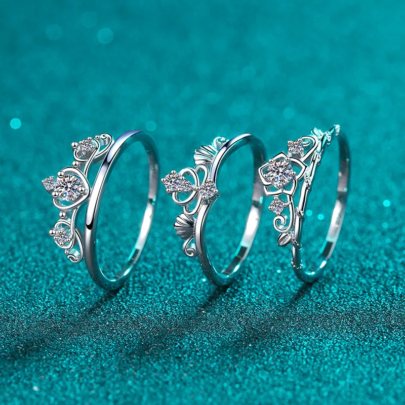 Round Cut Moissanite Diamond Crown Ring