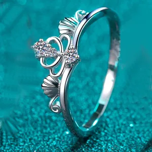 Round Cut Moissanite Diamond Crown Ring