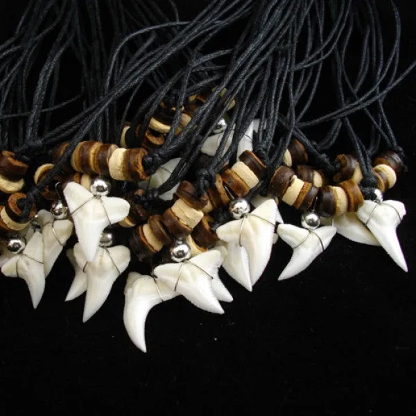 Shark tooth necklace surf beach spearfishing c38