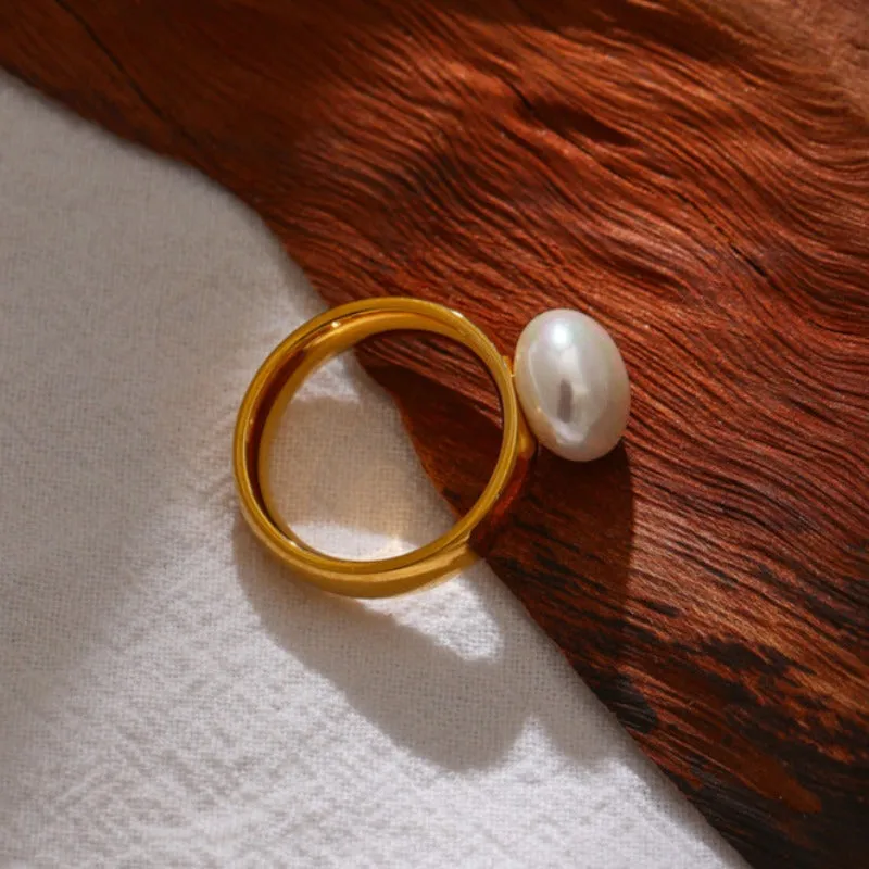 Shell Pearl Engagement Ring 18K Yellow Gold for Women Jewelry
