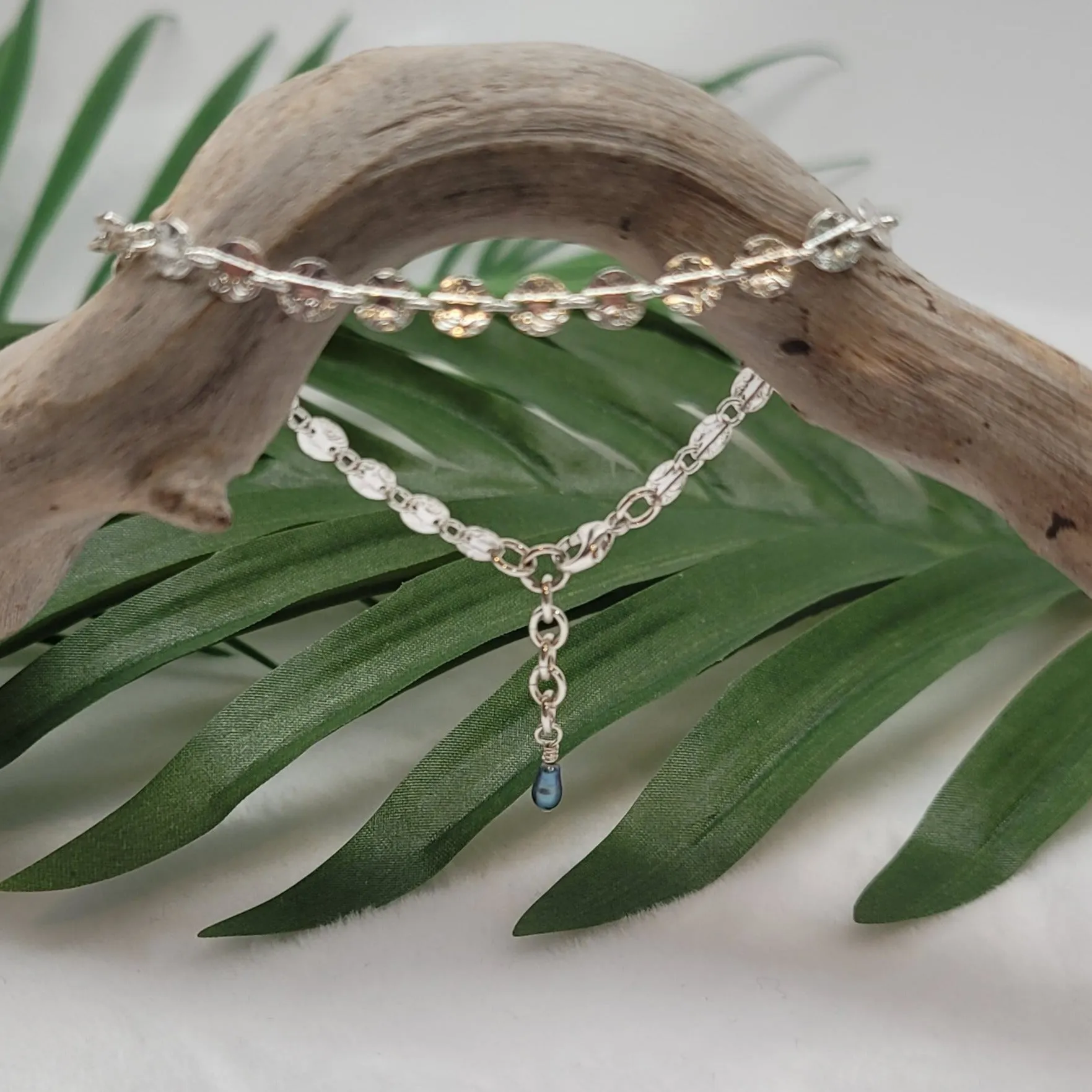 Silver Coin Bracelet With Keshi Pearl