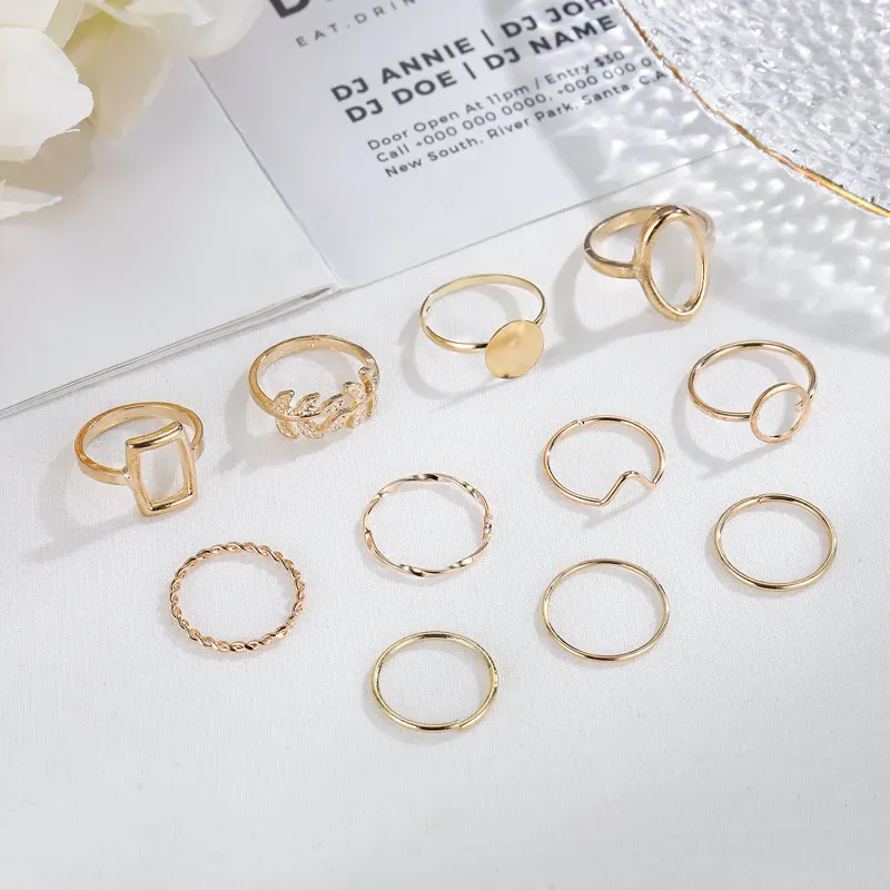 Simple Geometric Ring Set