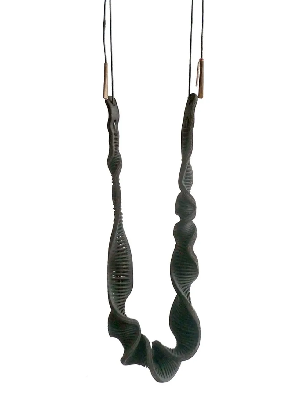 Single Oryx Horns Necklace