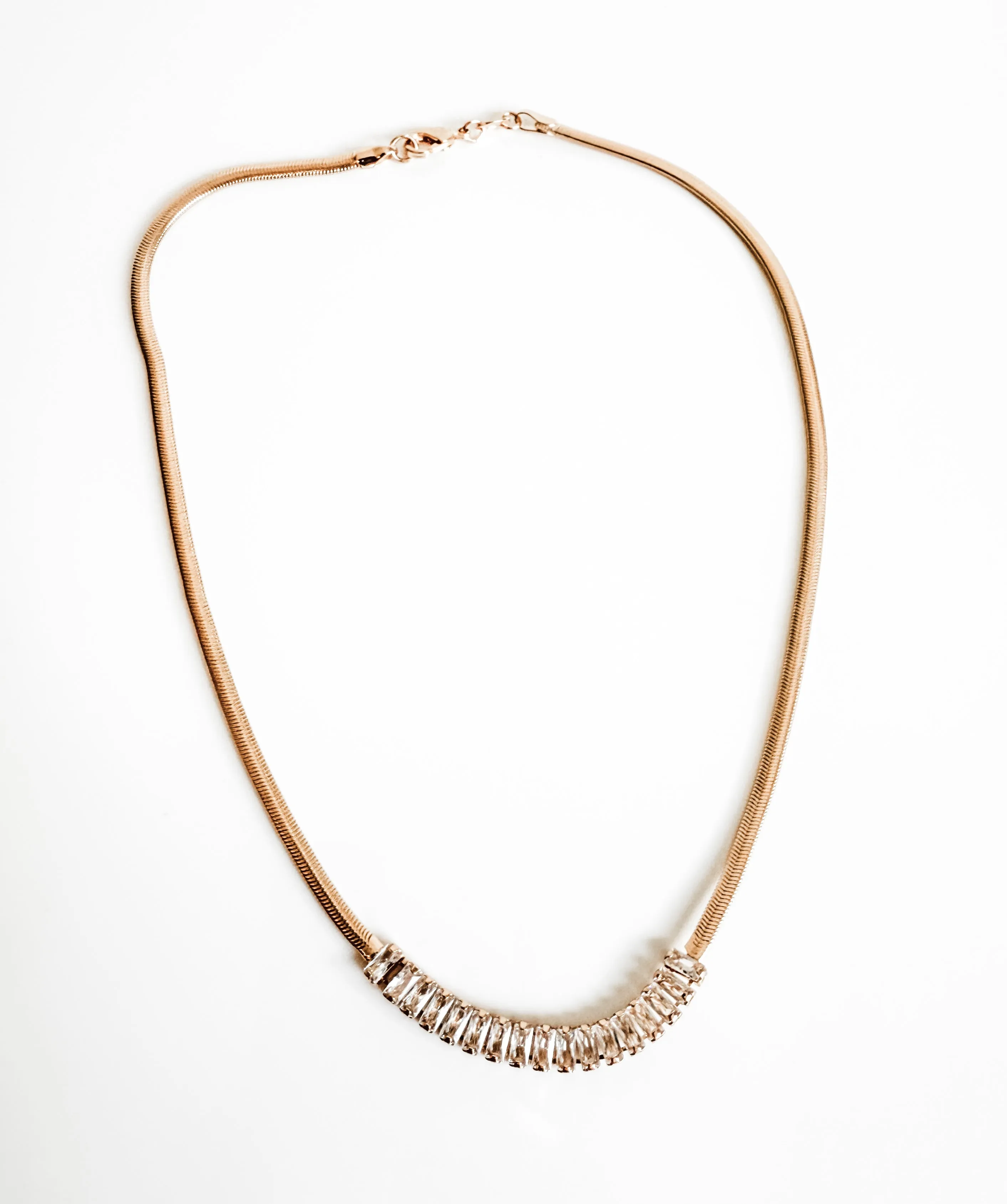 SNAKE CHAIN WITH BAGUETTE DIAMONDS