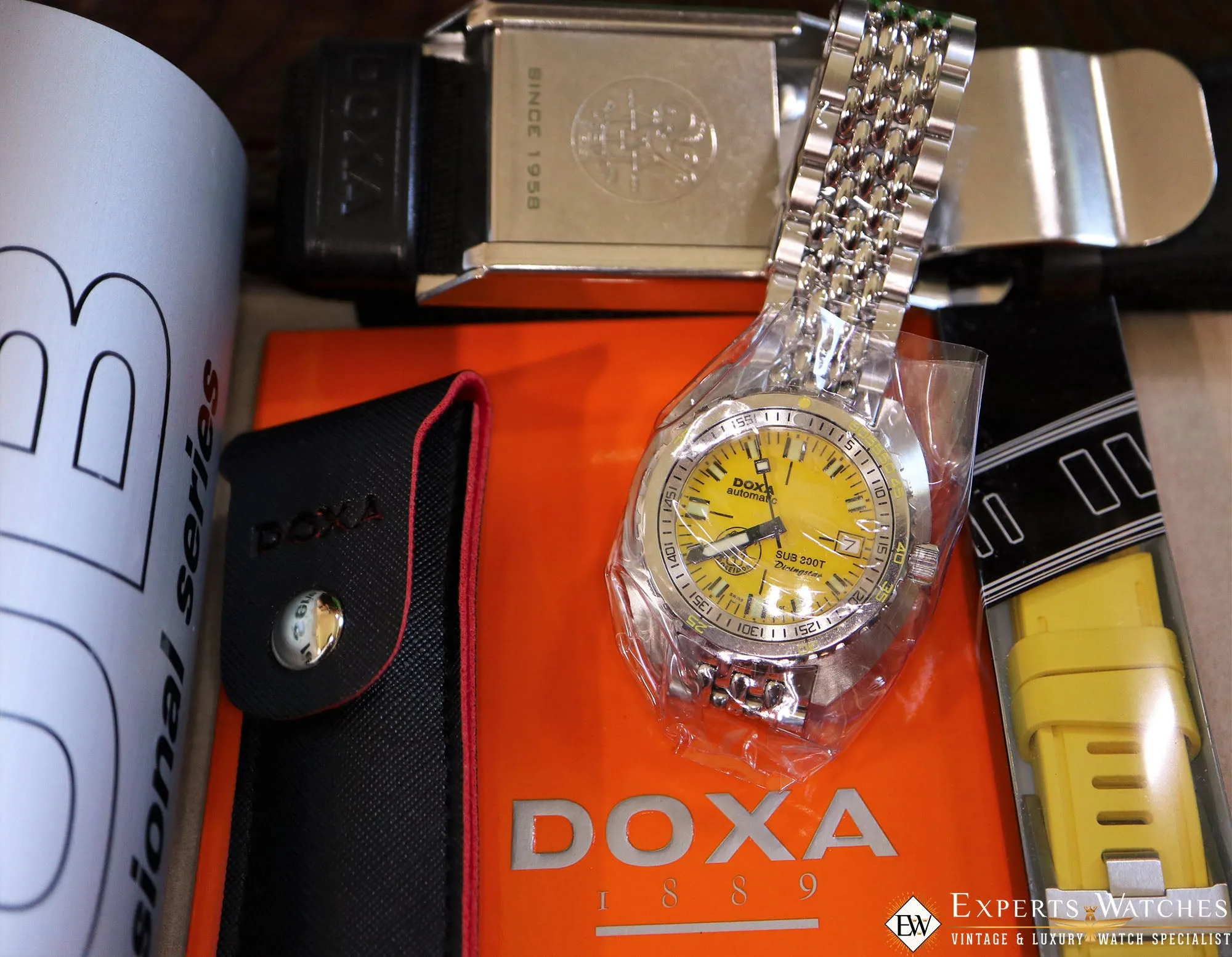 Sold!!! New Limited Edition Doxa Sub 300T Poseidon Divingstar Yellow Dial Full Set Belt