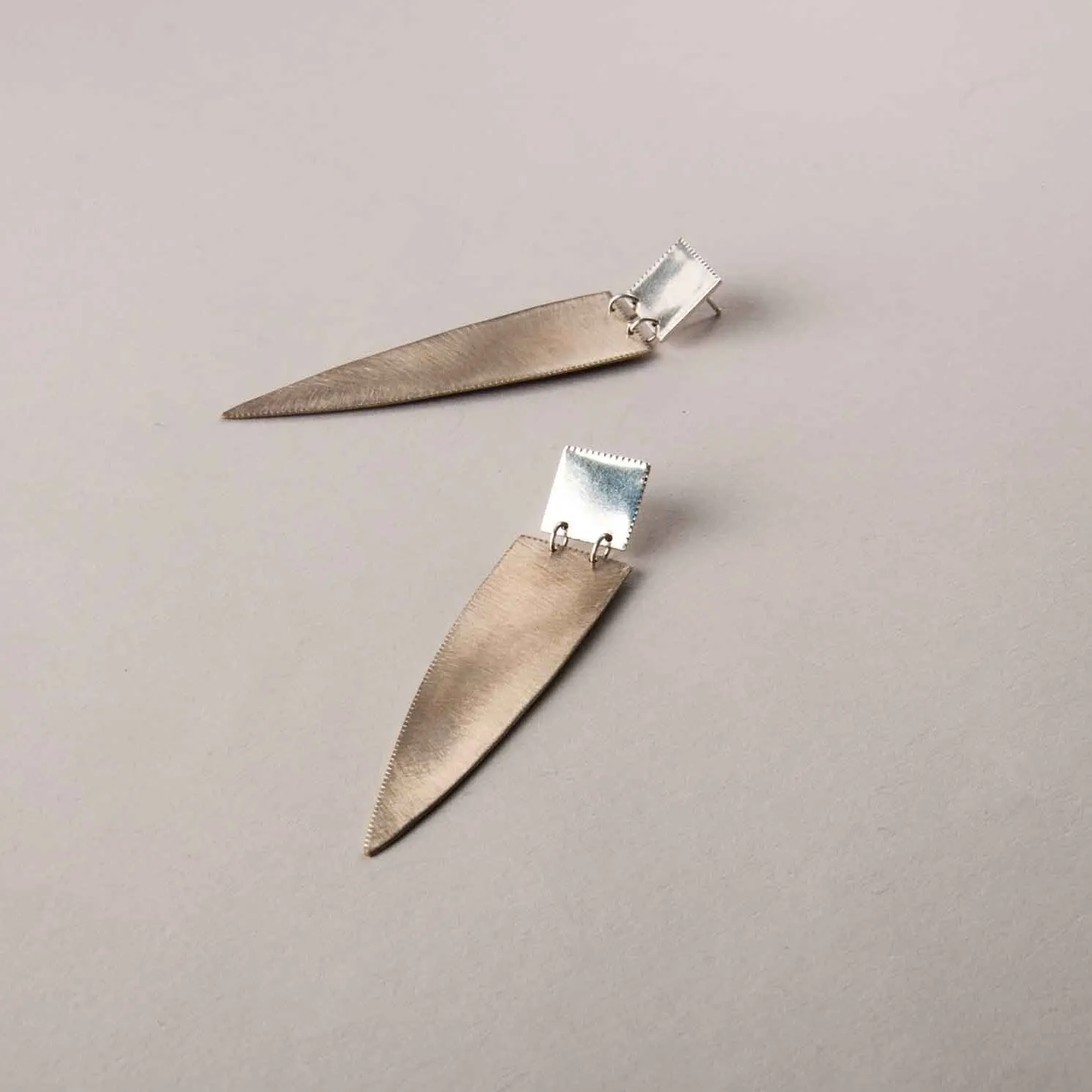 SQUARE AND SPIKE EARRING